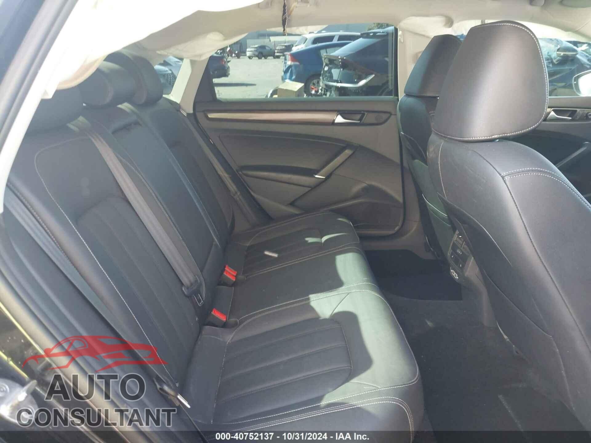 VOLKSWAGEN PASSAT 2020 - 1VWCA7A32LC003865