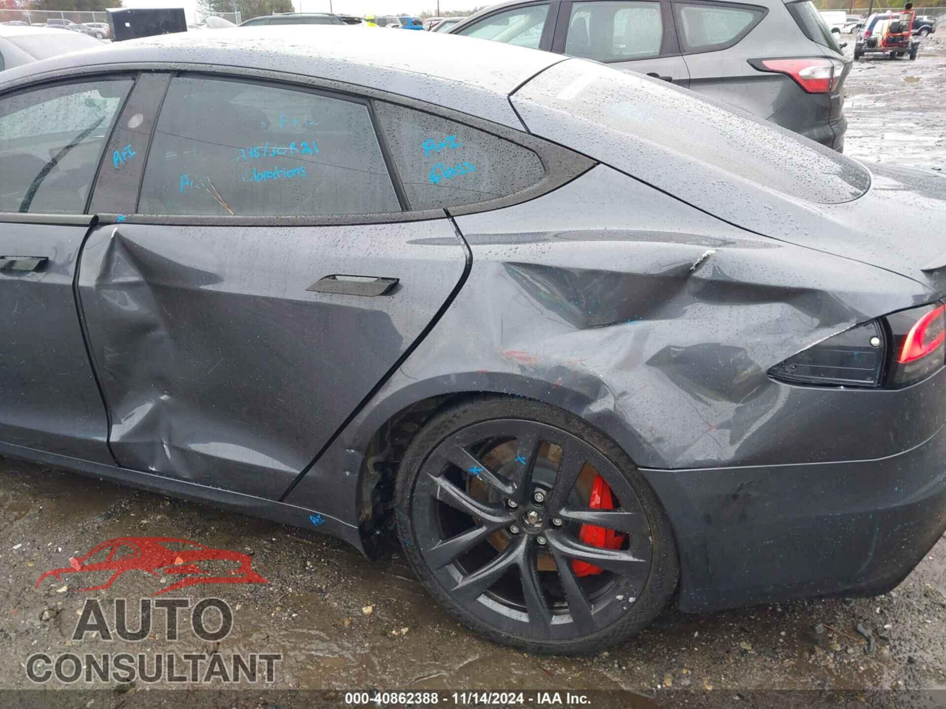 TESLA MODEL S 2023 - 5YJSA1E63PF502862
