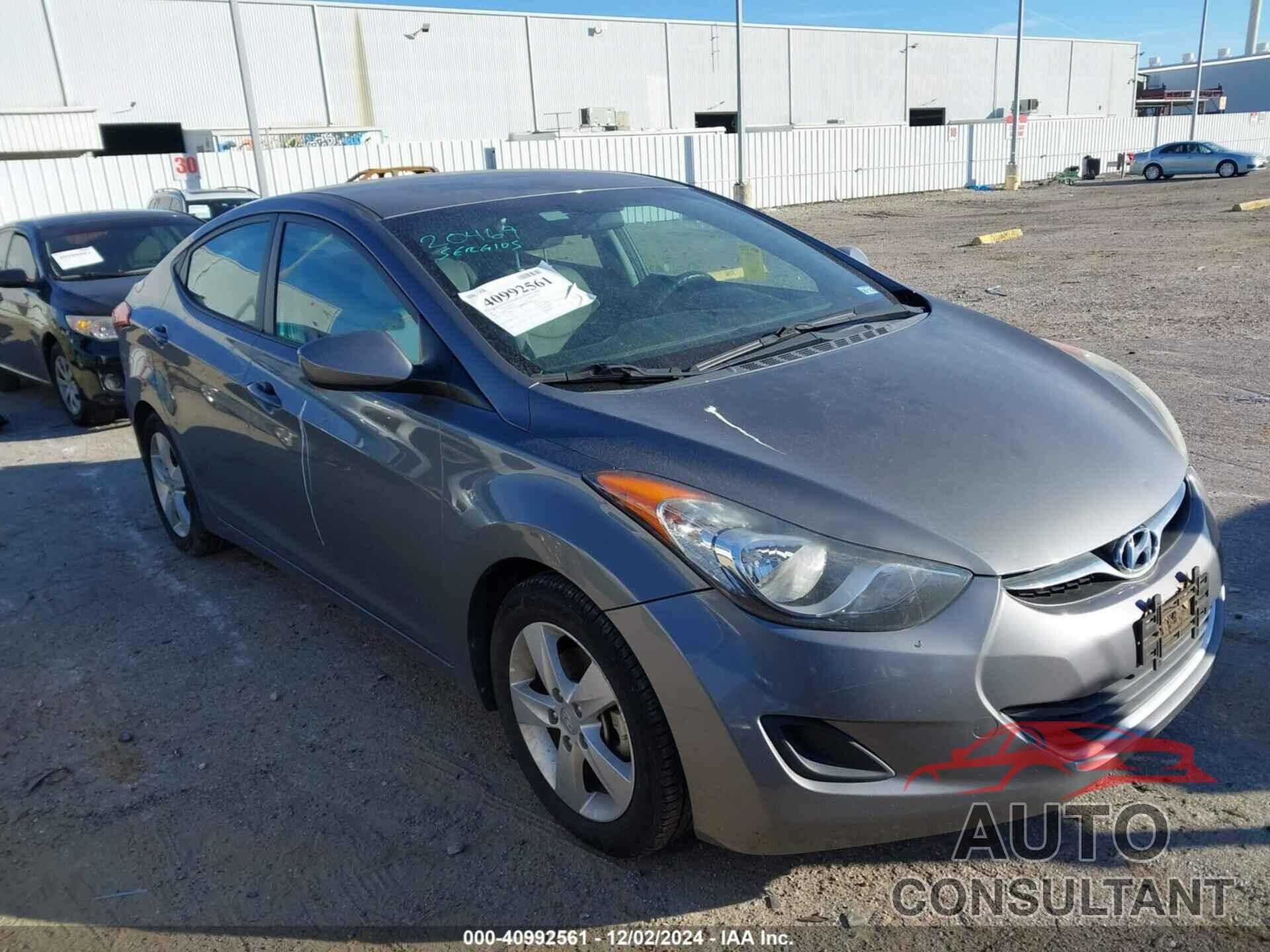 HYUNDAI ELANTRA 2013 - 5NPDH4AE1DH302045