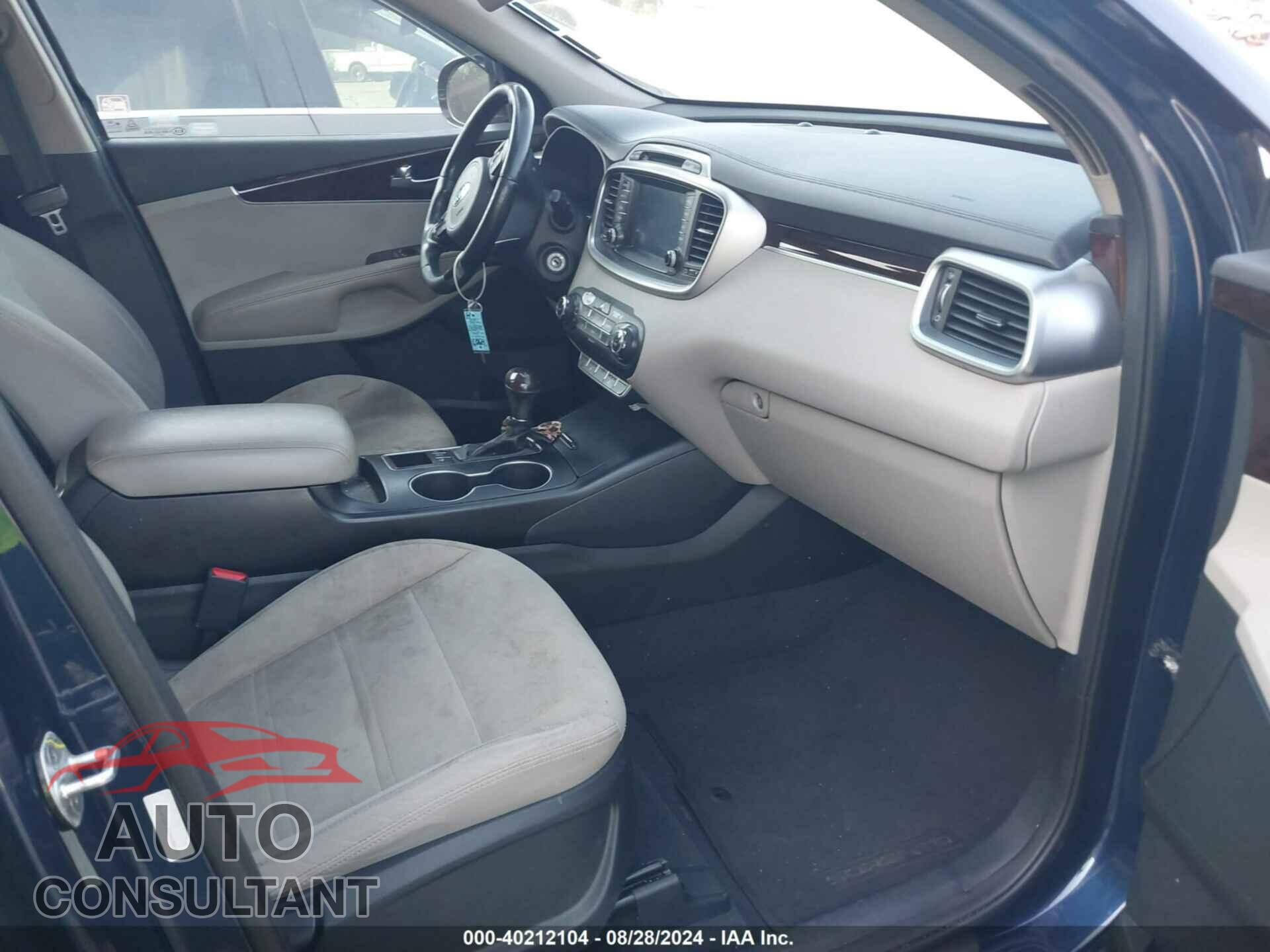 KIA SORENTO 2017 - 5XYPGDA3XHG198490