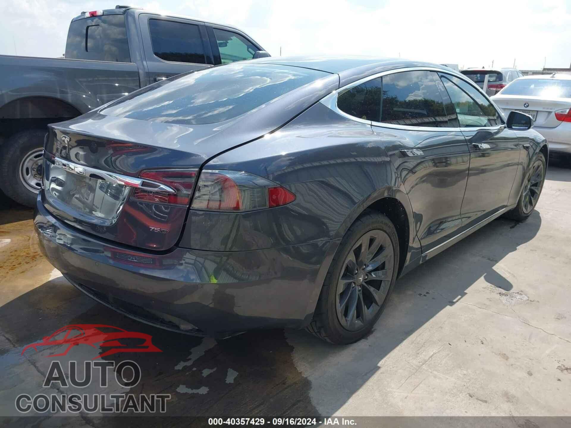 TESLA MODEL S 2018 - 5YJSA1E20JF294976