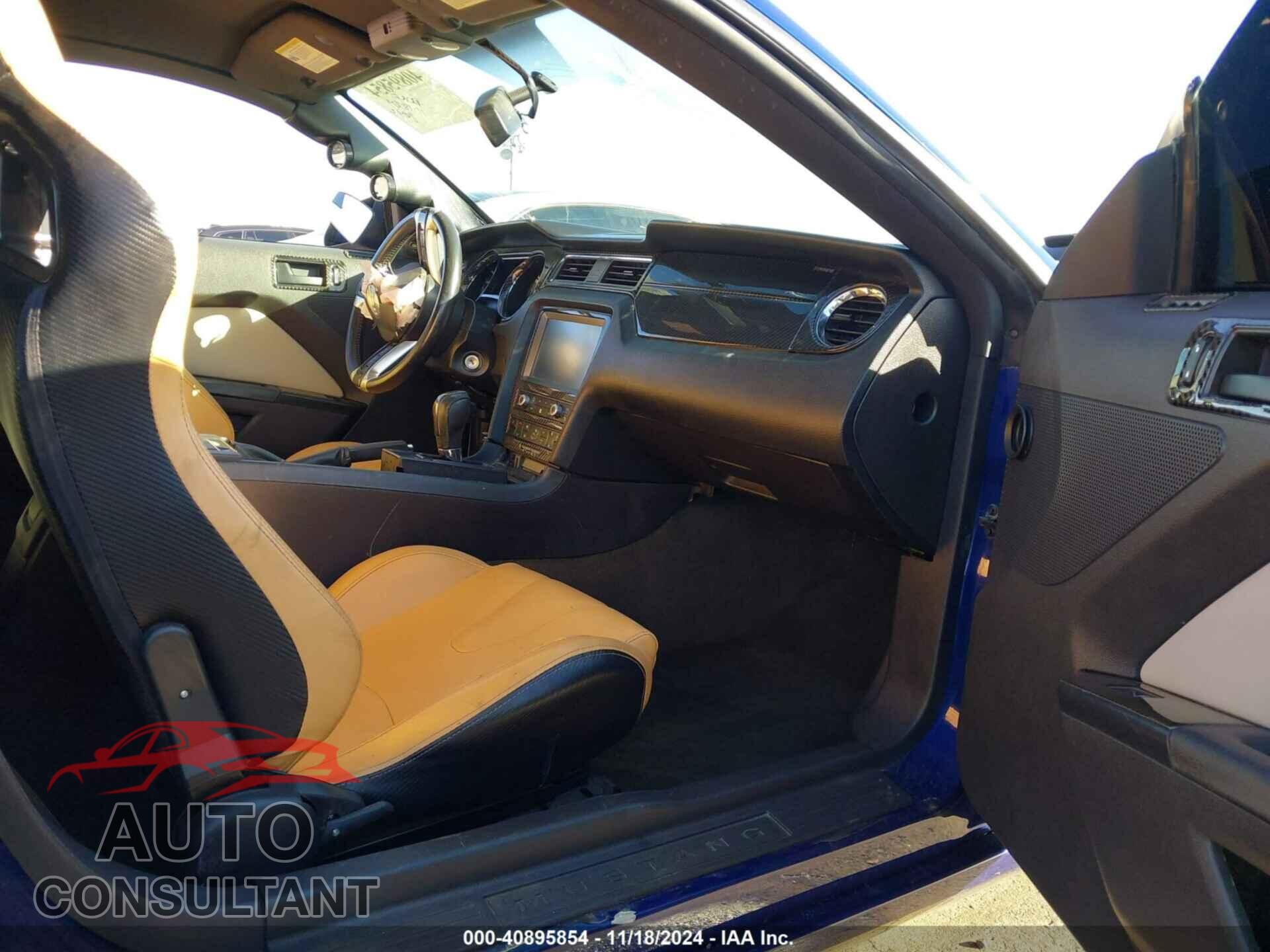 FORD MUSTANG 2014 - 1ZVBP8CF4E5217576