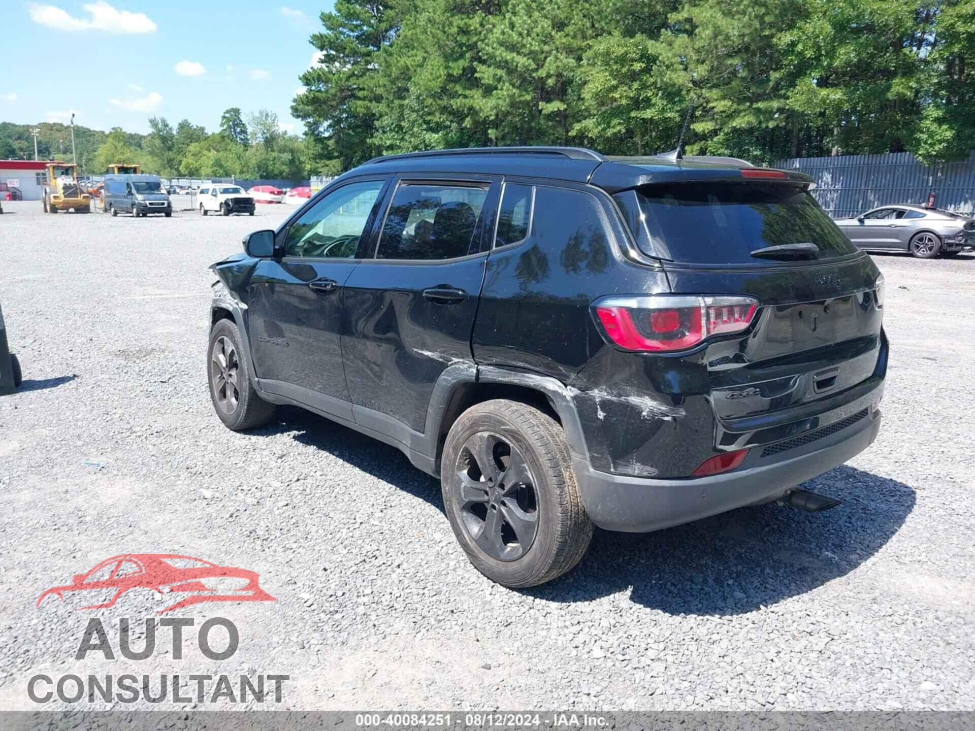 JEEP COMPASS 2018 - 3C4NJDBB8JT397454