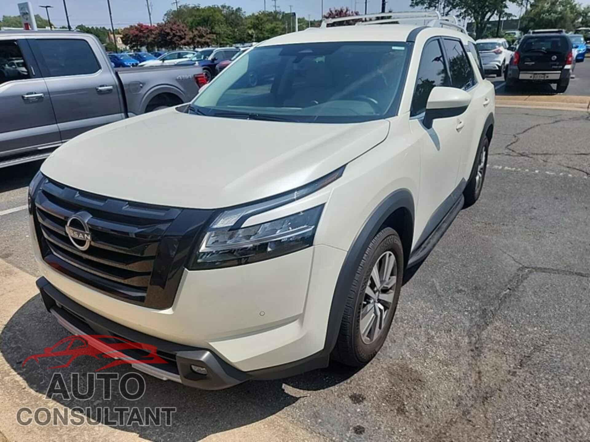 NISSAN PATHFINDER 2023 - 5N1DR3CA5PC225936
