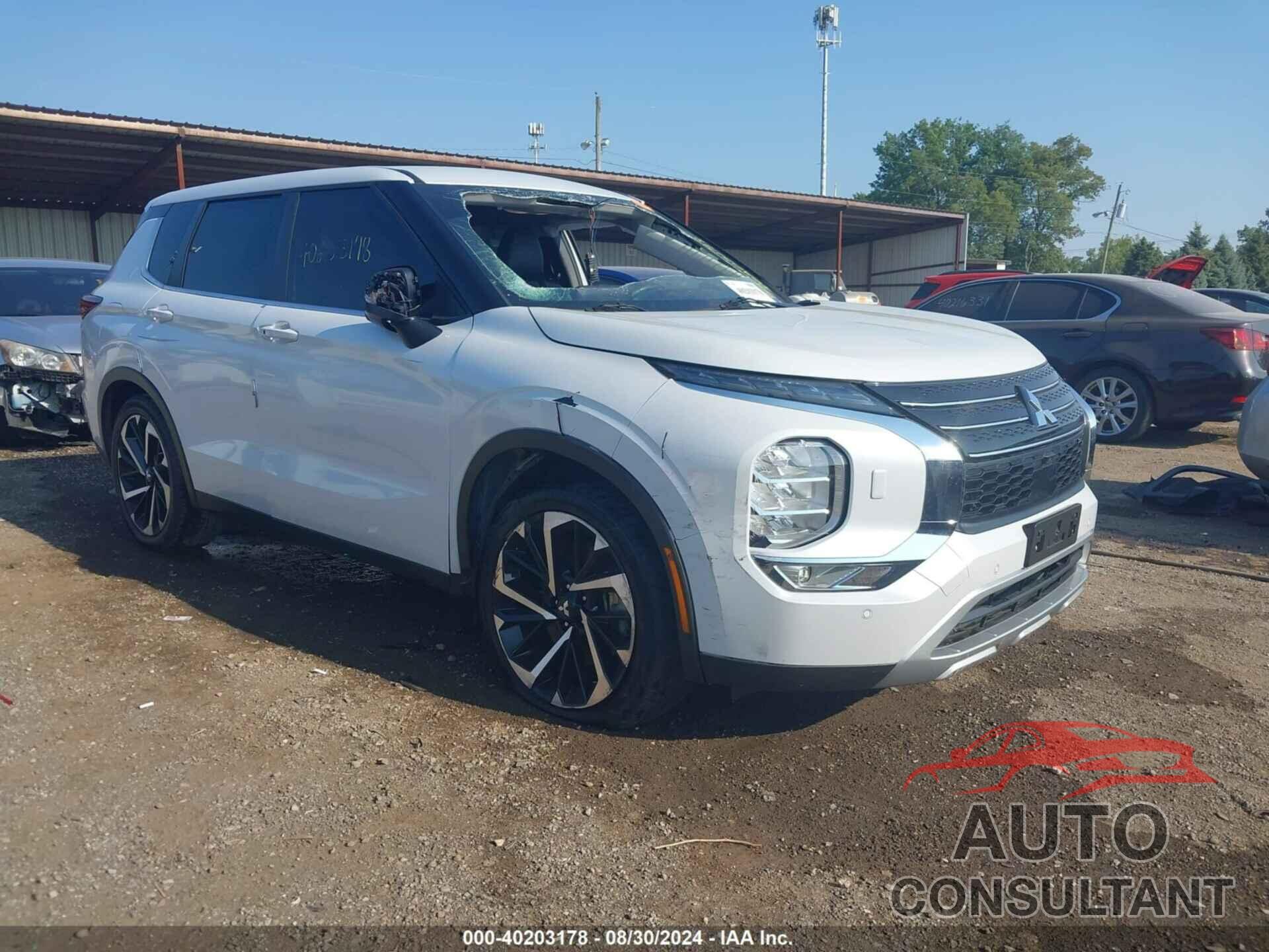 MITSUBISHI OUTLANDER 2022 - JA4J4UA84NZ010399