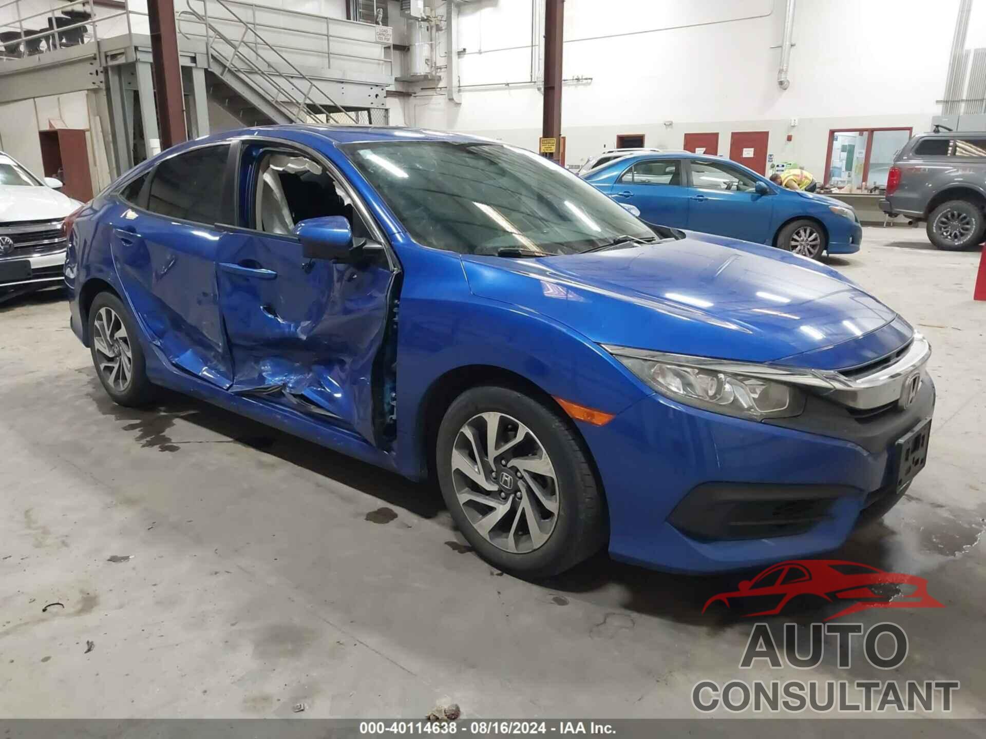 HONDA CIVIC 2018 - 2HGFC2F79JH532489