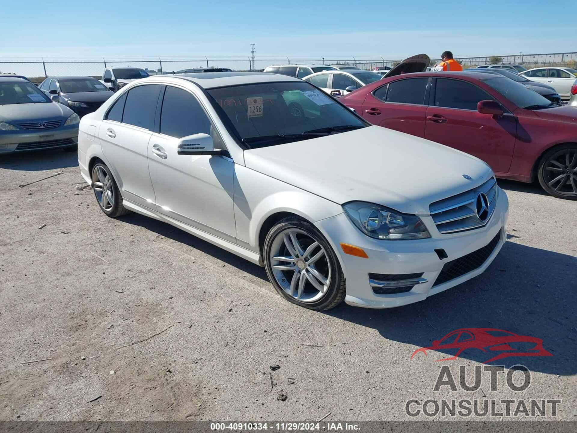 MERCEDES-BENZ C 250 2013 - WDDGF4HB8DA779292
