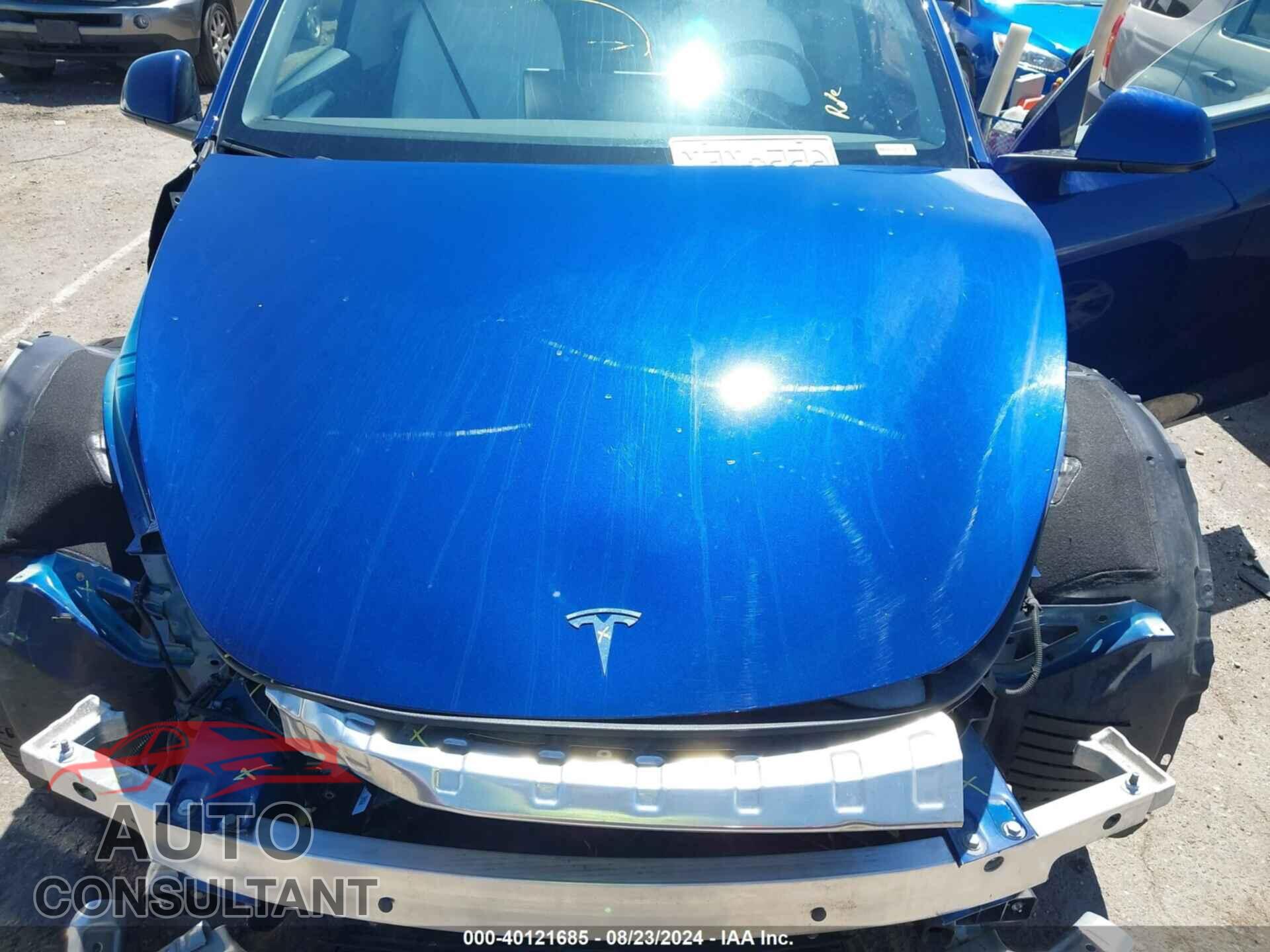 TESLA MODEL Y 2024 - 7SAYGDEE6RA242980
