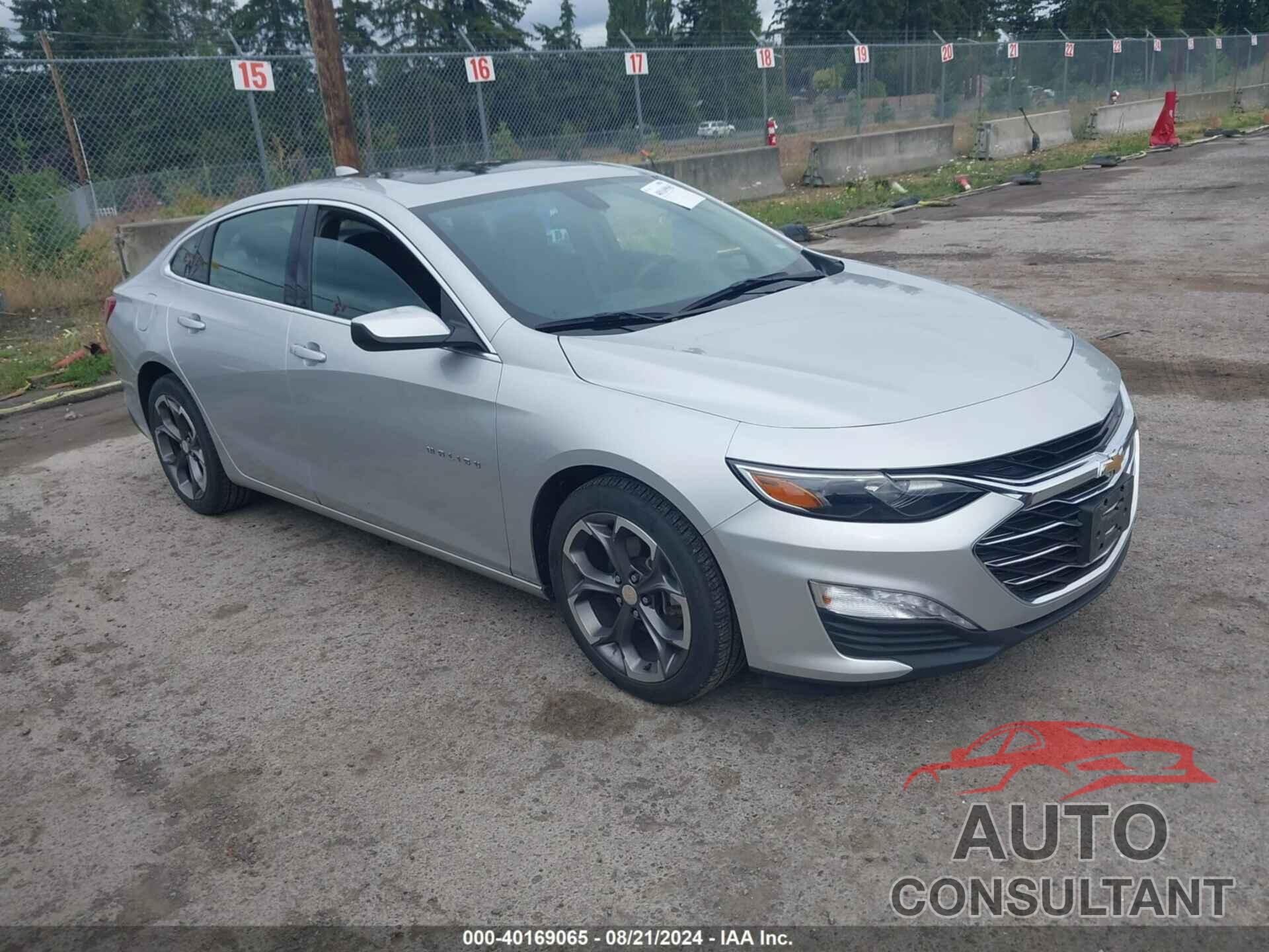 CHEVROLET MALIBU 2022 - 1G1ZD5ST7NF116695