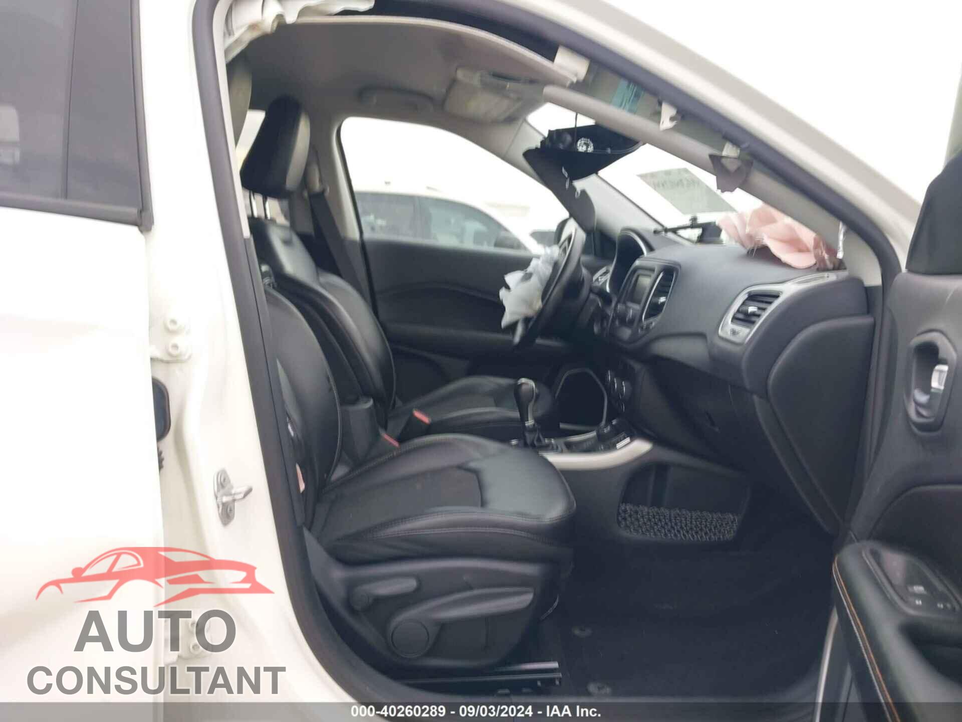 JEEP COMPASS 2018 - 3C4NJDBB8JT350098