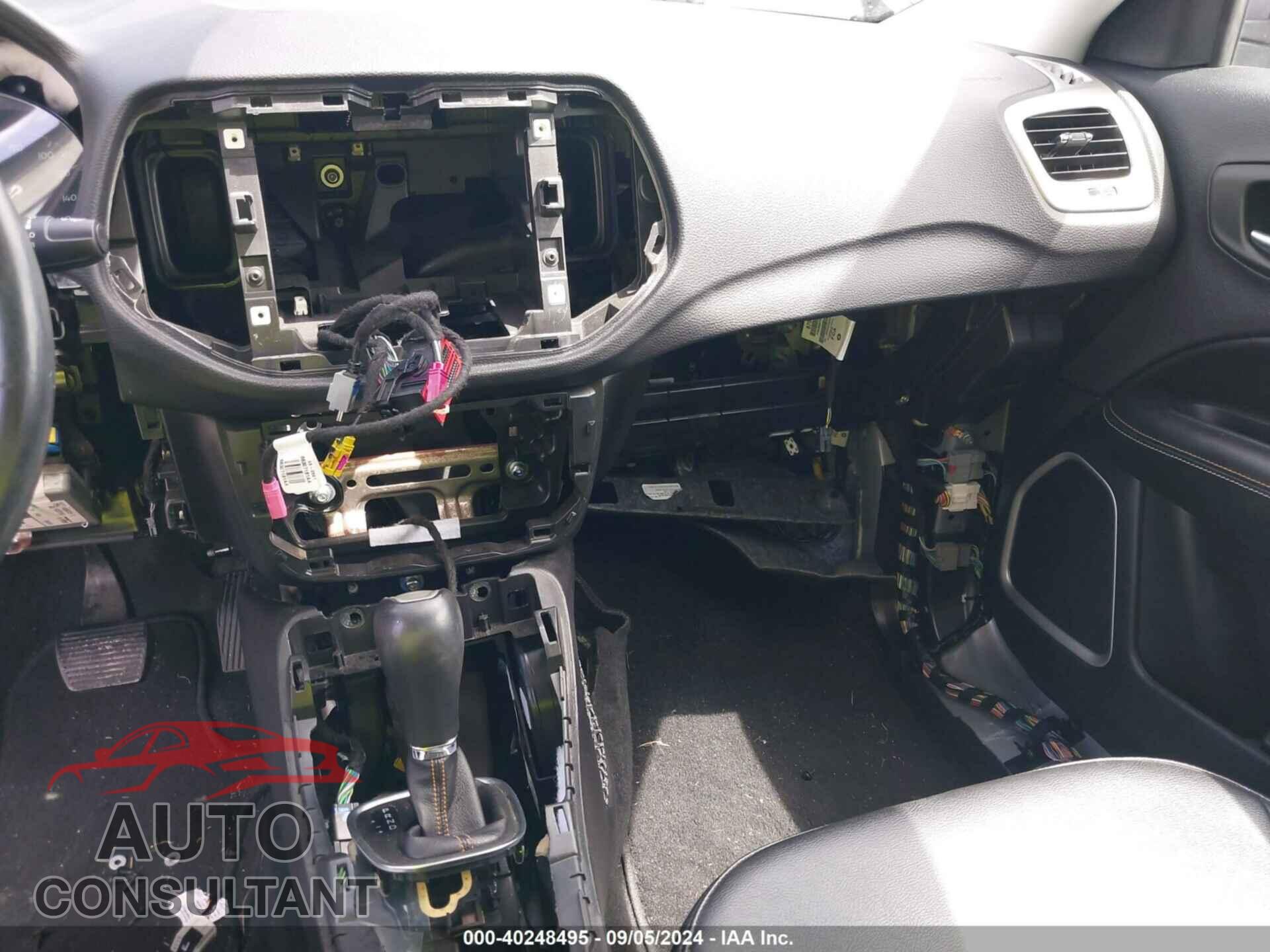 JEEP COMPASS 2020 - 3C4NJCBB8LT133888