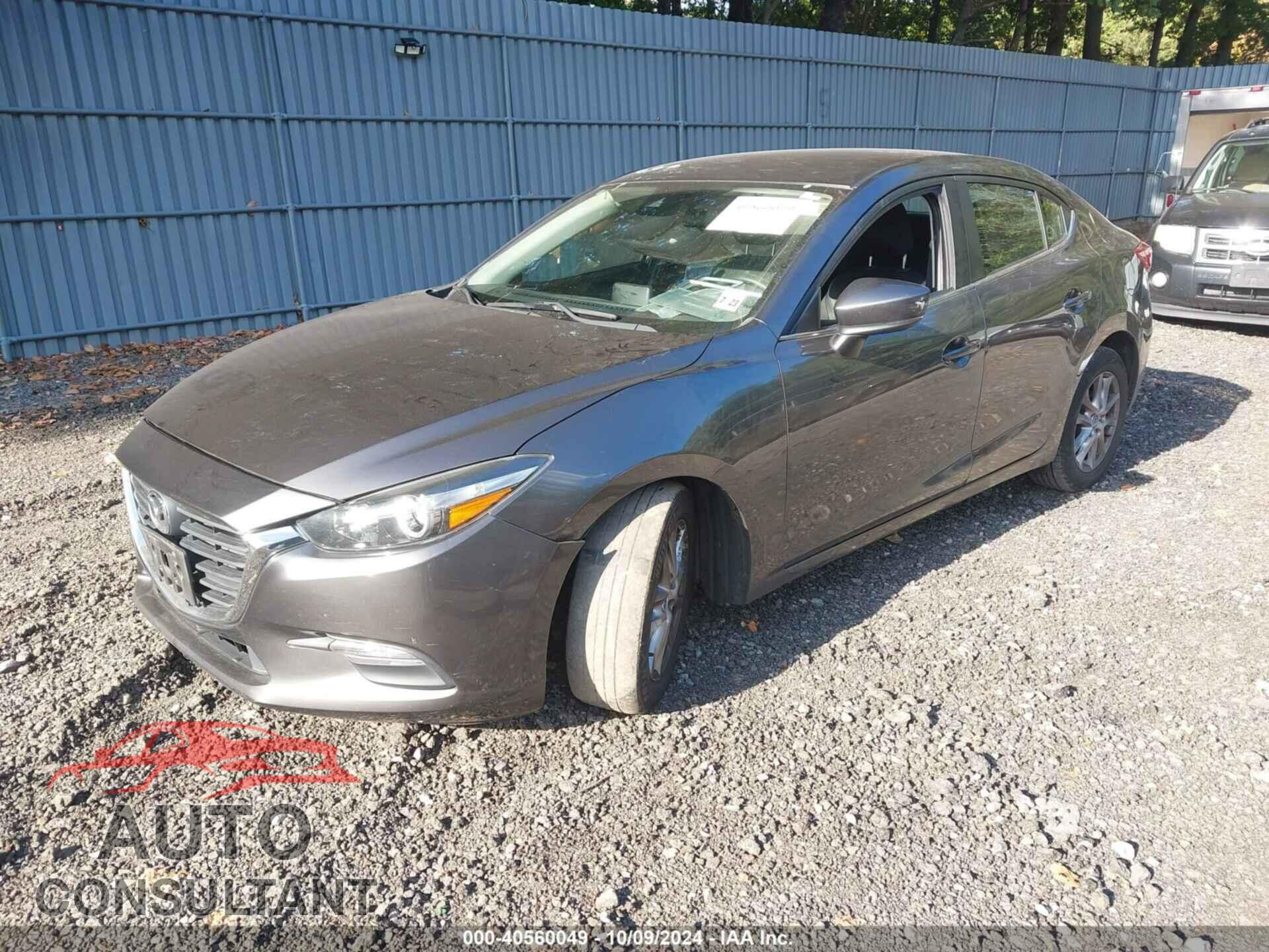 MAZDA MAZDA3 2018 - 3MZBN1U76JM213067