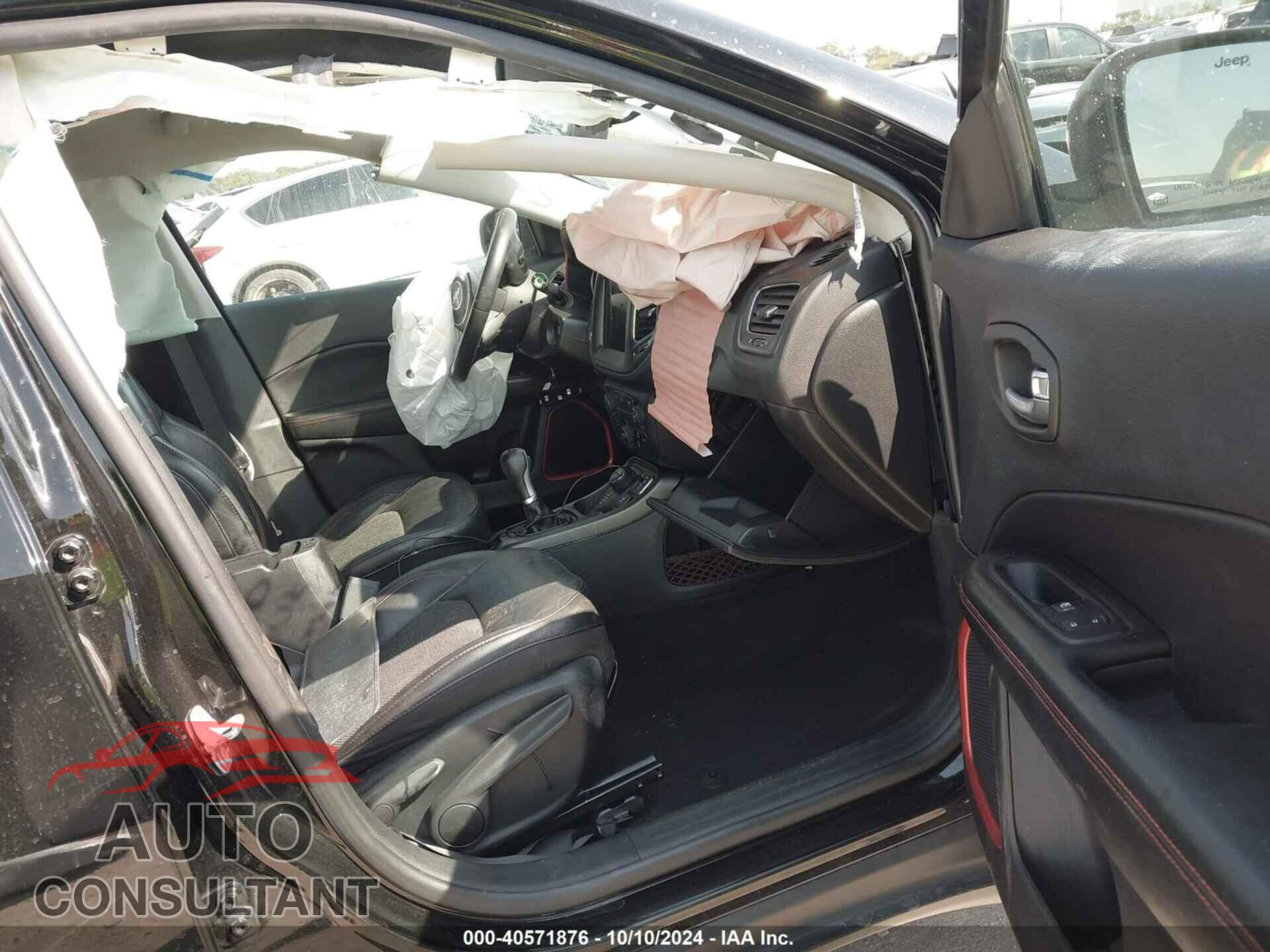 JEEP COMPASS 2019 - 3C4NJDDB3KT665387