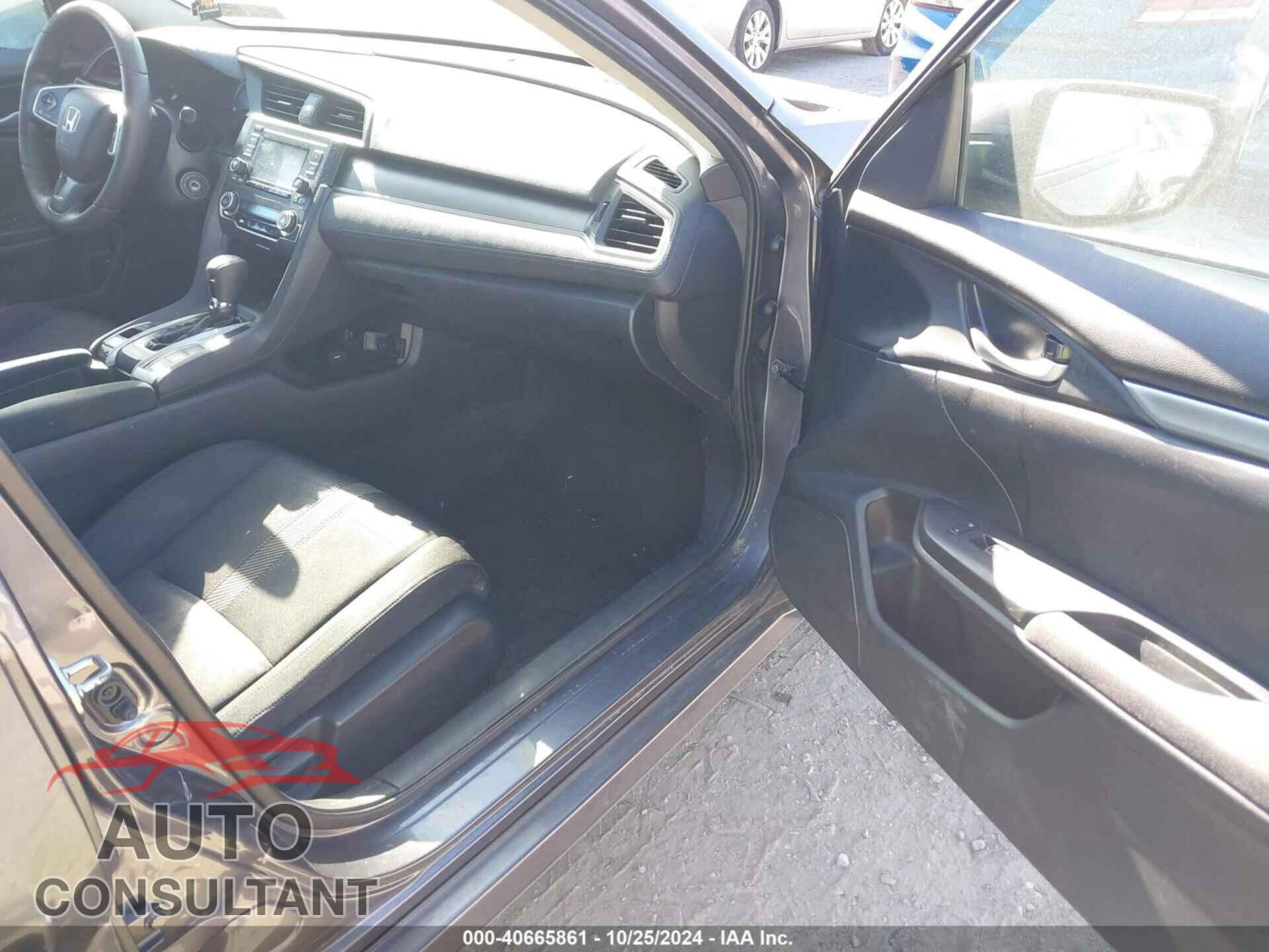 HONDA CIVIC 2017 - 19XFC2F51HE217950