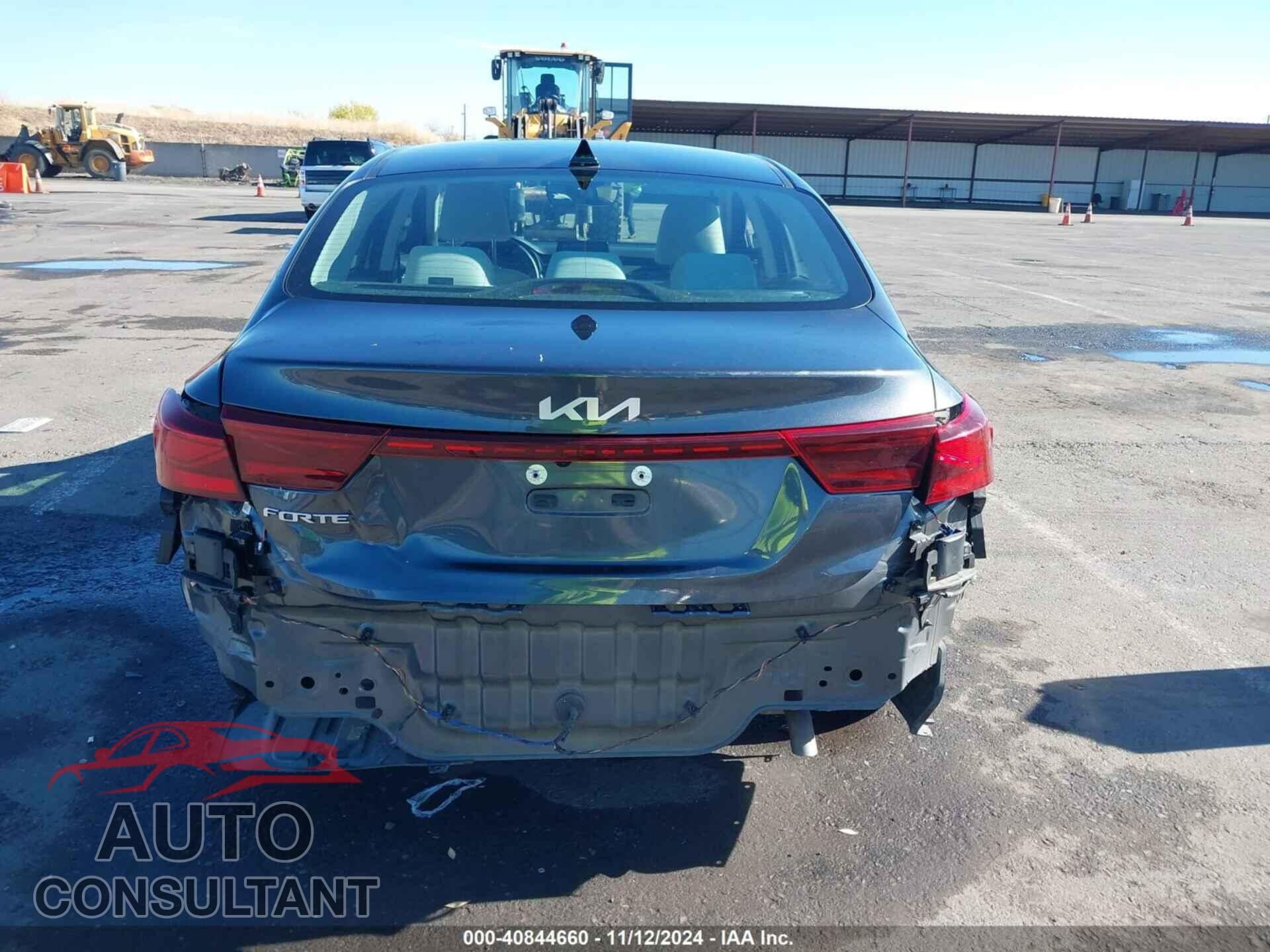 KIA FORTE 2023 - 3KPF24AD4PE511256