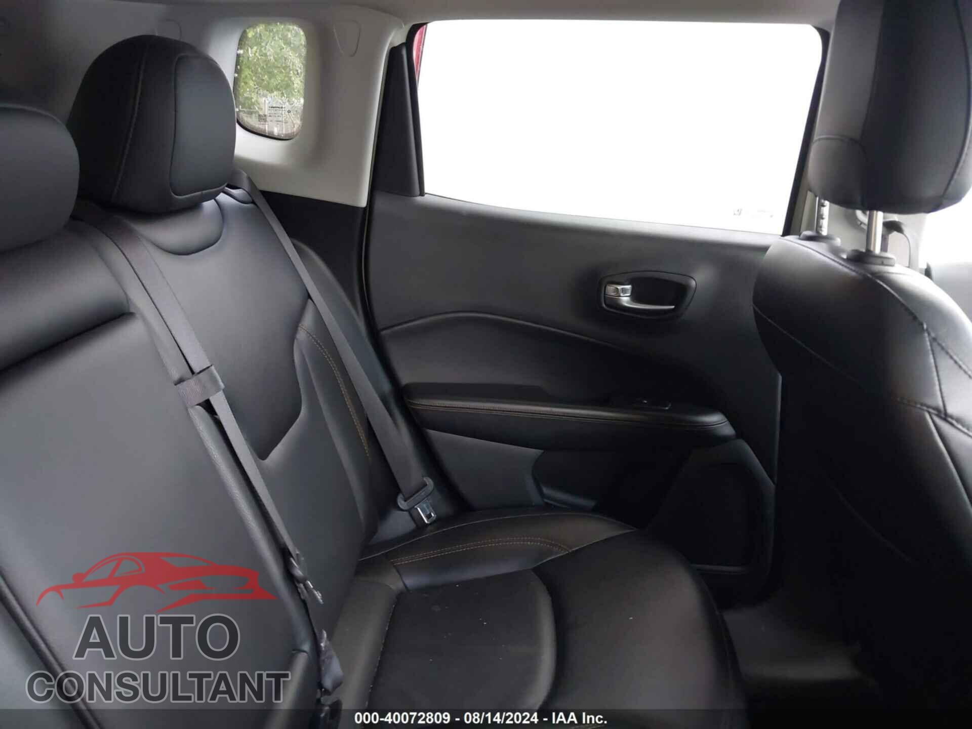 JEEP COMPASS 2021 - 3C4NJDCB1MT528484