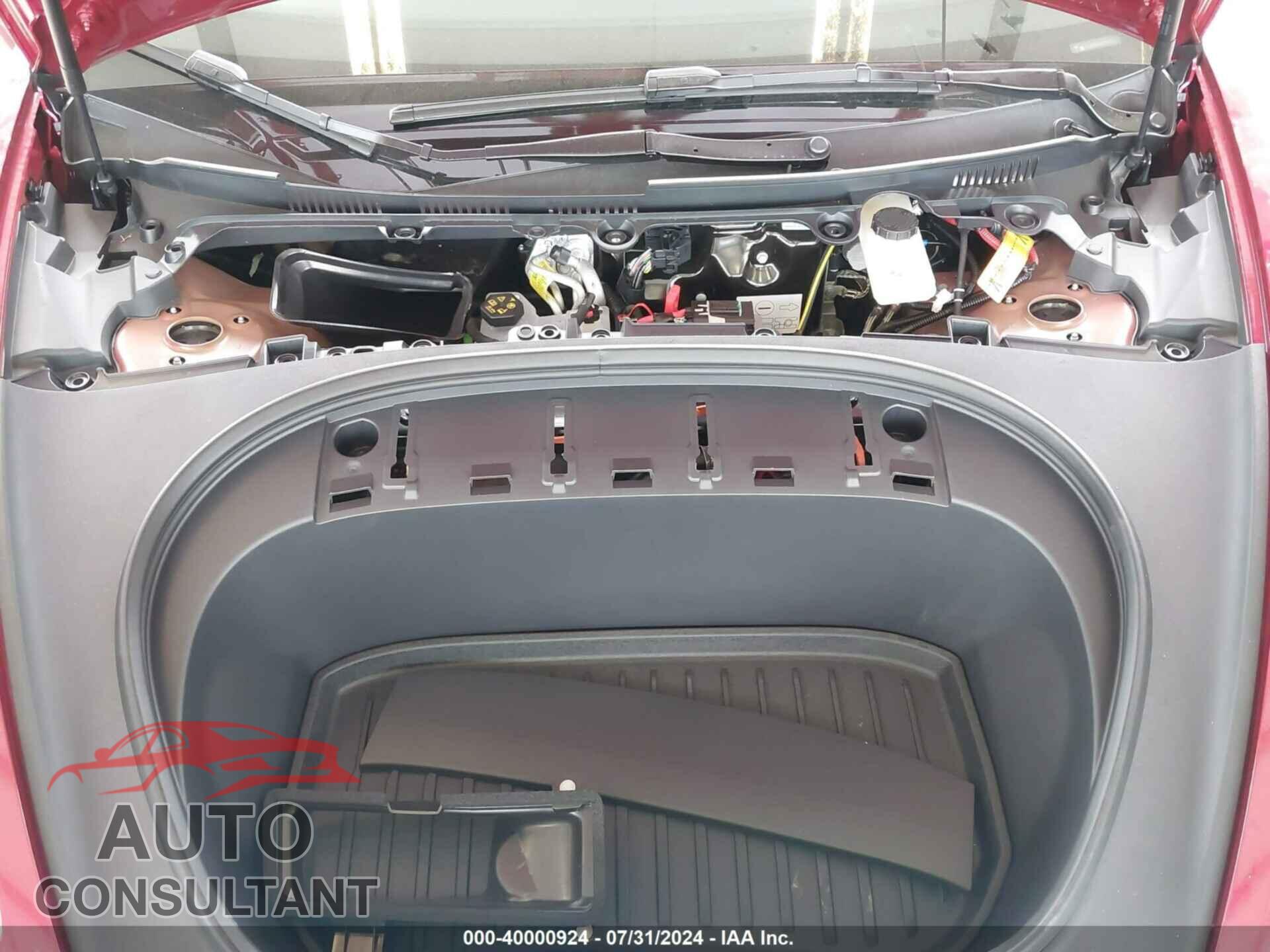 TESLA MODEL 3 2024 - 5YJ3E1EB4RF768755