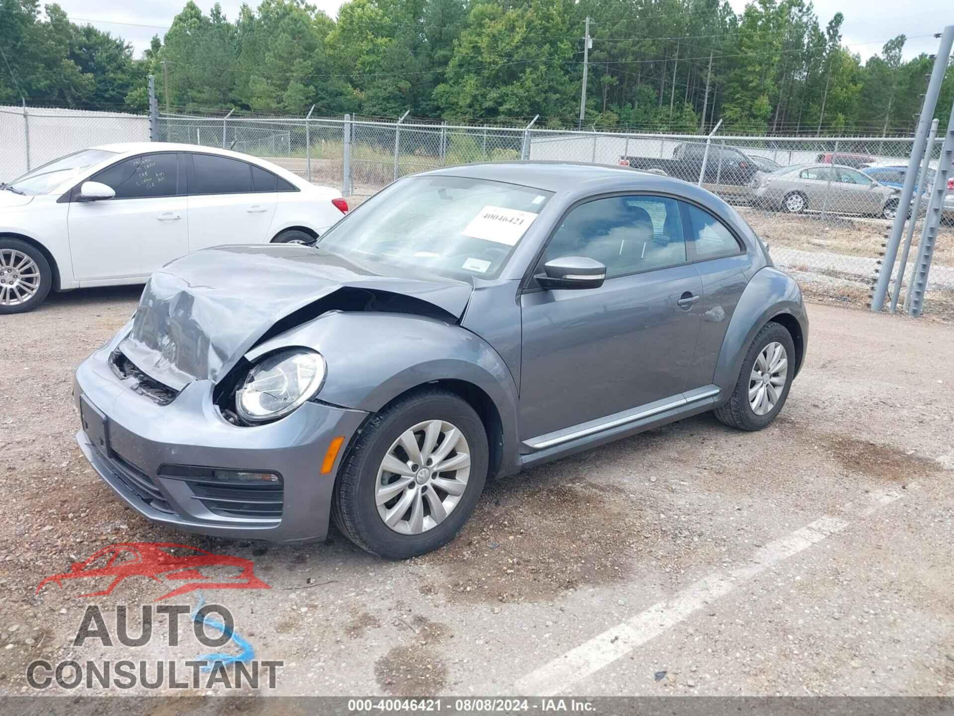 VOLKSWAGEN BEETLE 2019 - 3VWFD7AT2KM708358