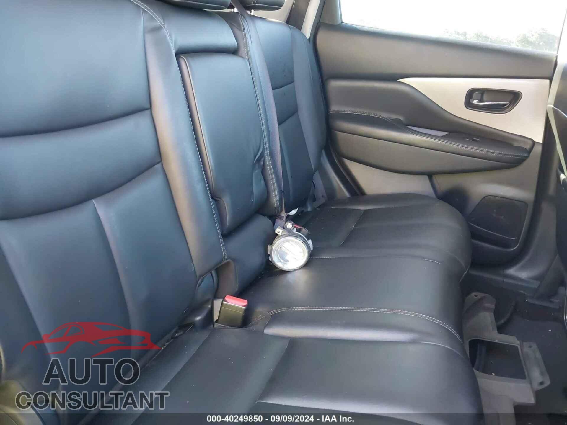 NISSAN MURANO 2020 - 5N1AZ2BS8LN158254