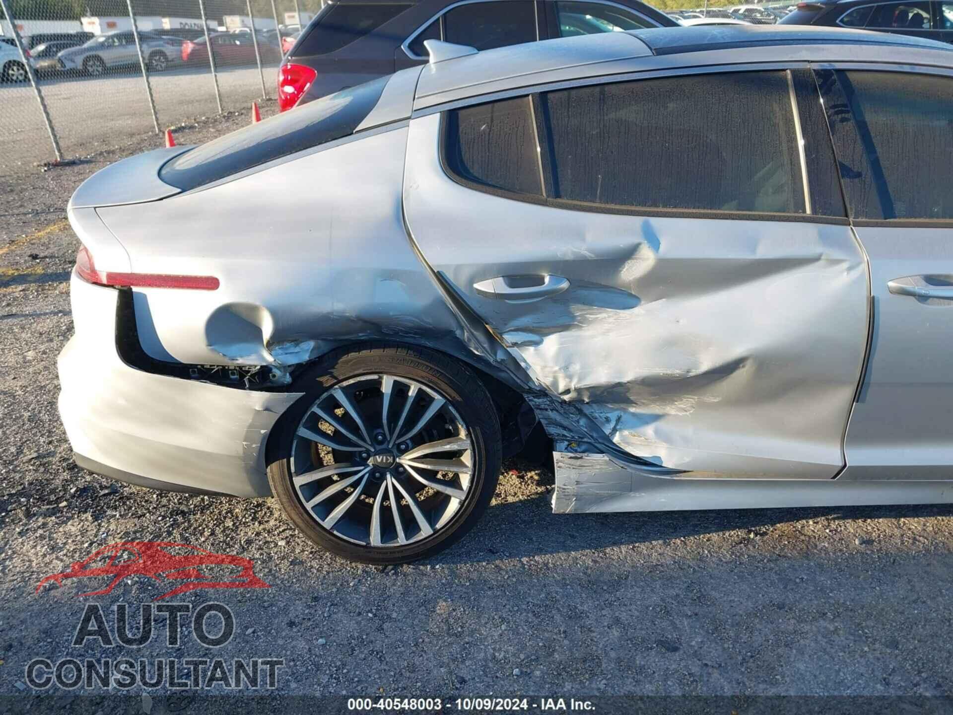 KIA STINGER 2018 - KNAE25LAXJ6017580