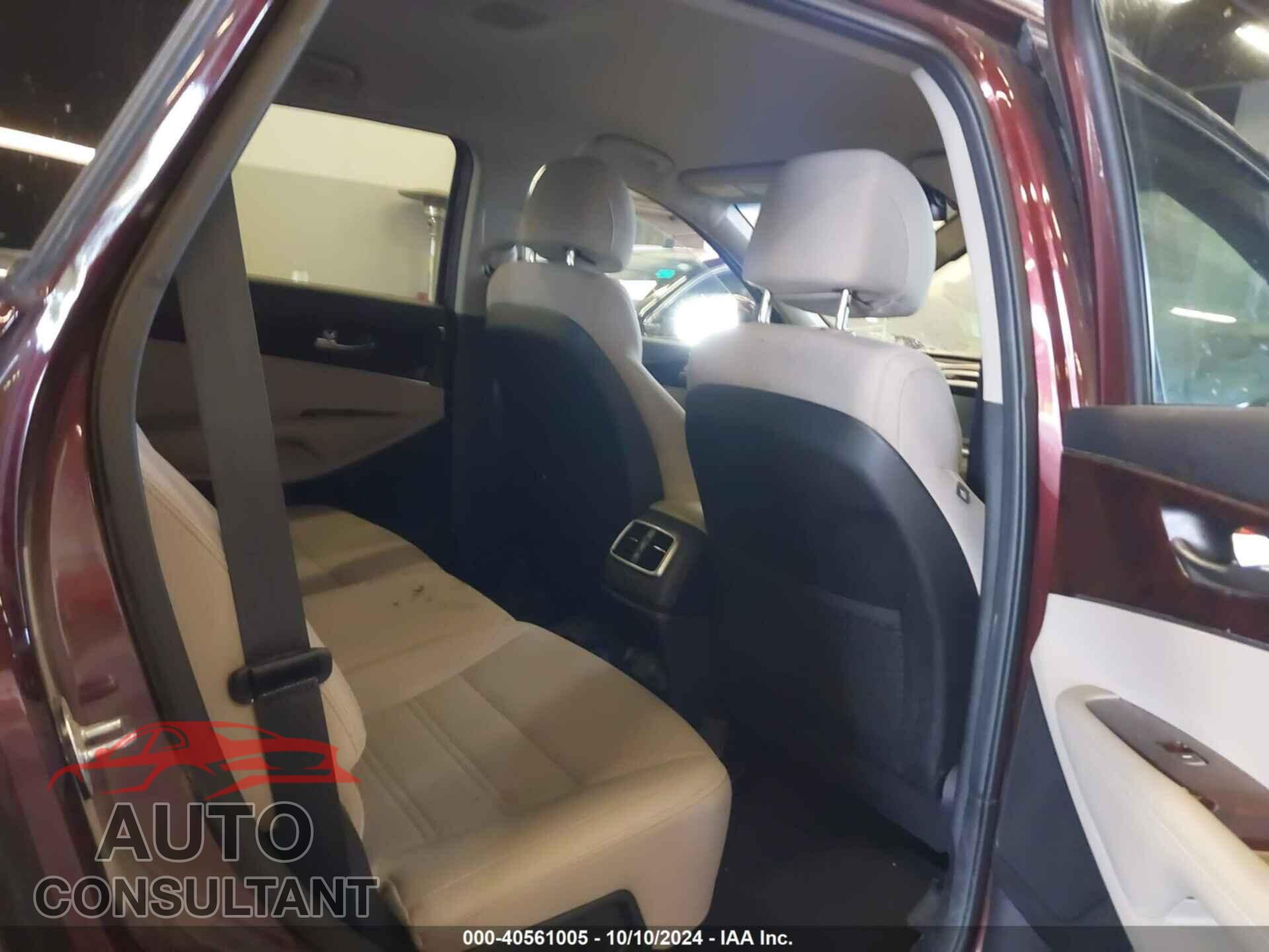 KIA SORENTO 2017 - 5XYPGDA55HG199502