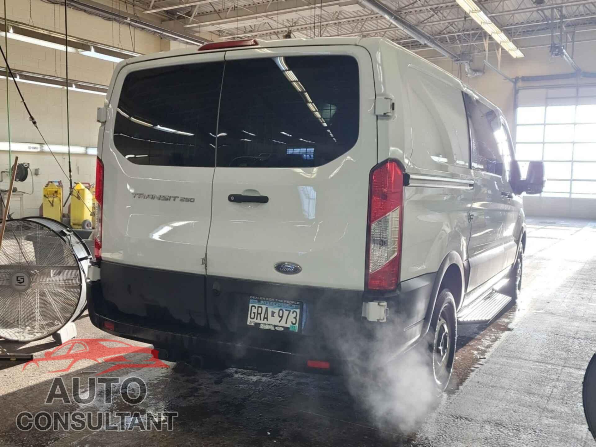 FORD TRANSIT-250 CARGO VAN 2020 - 1FTBR1Y84LKB79523