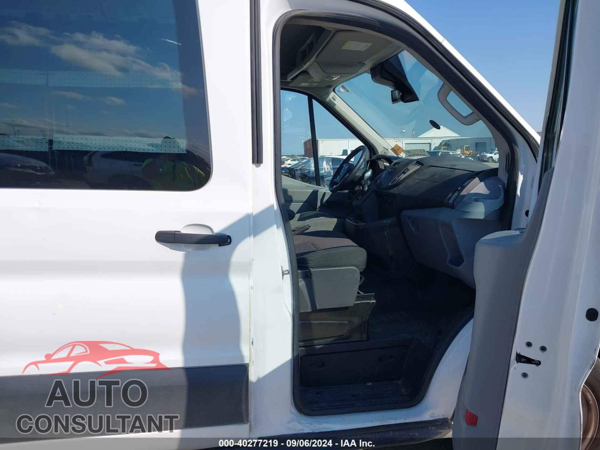 FORD TRANSIT-250 2019 - 1FTYR2CM1KKB56199