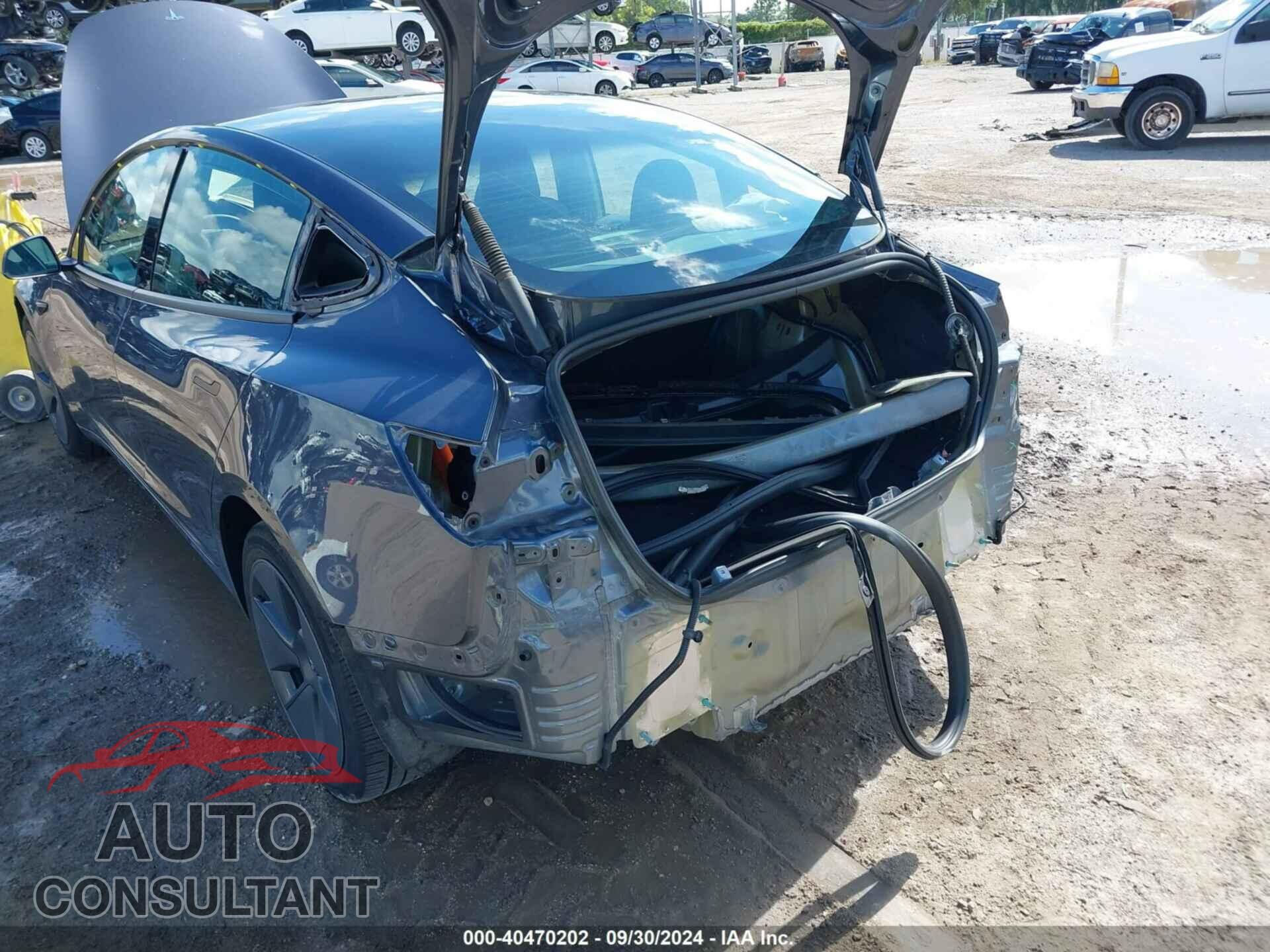 TESLA MODEL 3 2022 - 5YJ3E1EB0NF266982
