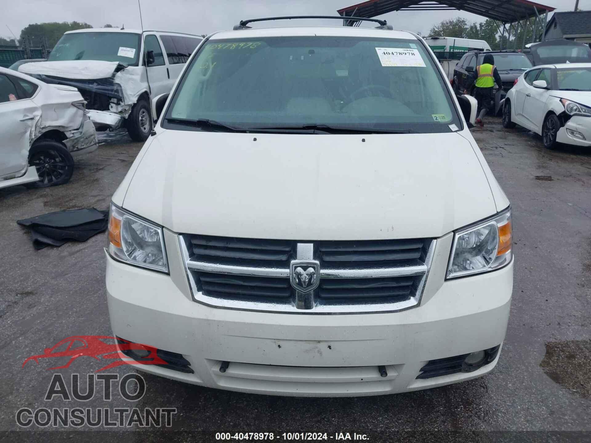 DODGE GRAND CARAVAN 2010 - 2D4RN5D10AR462402