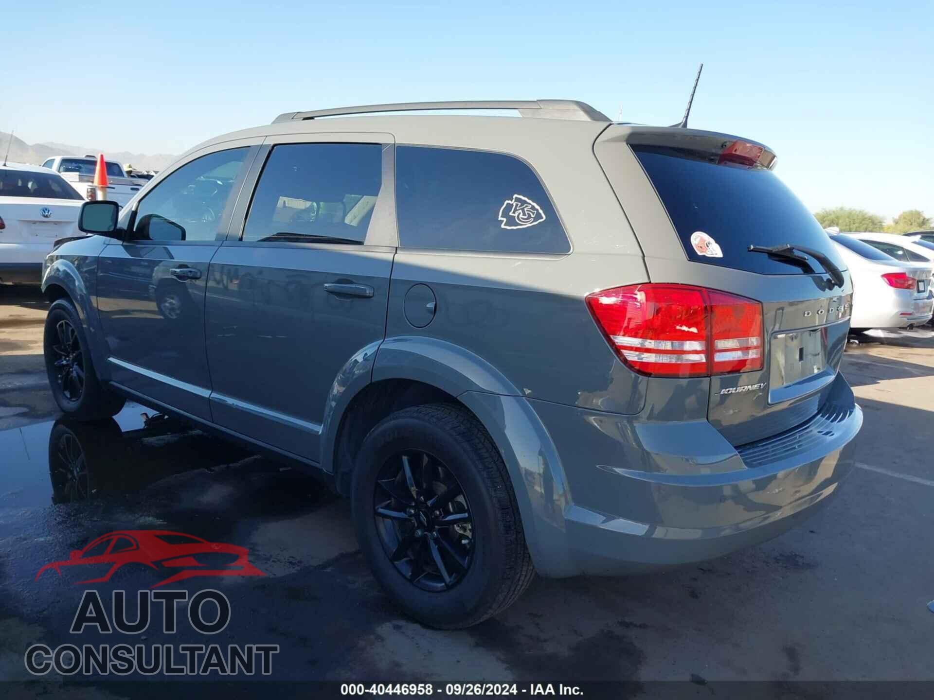 DODGE JOURNEY 2020 - 3C4PDCAB1LT270642