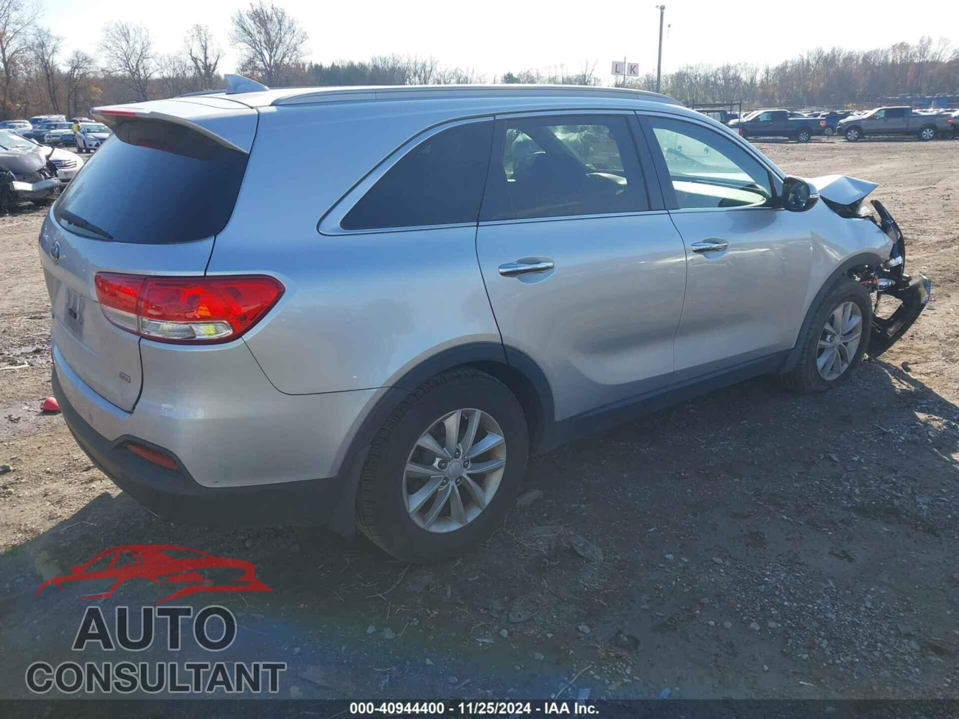 KIA SORENTO 2017 - 5XYPG4A3XHG243525