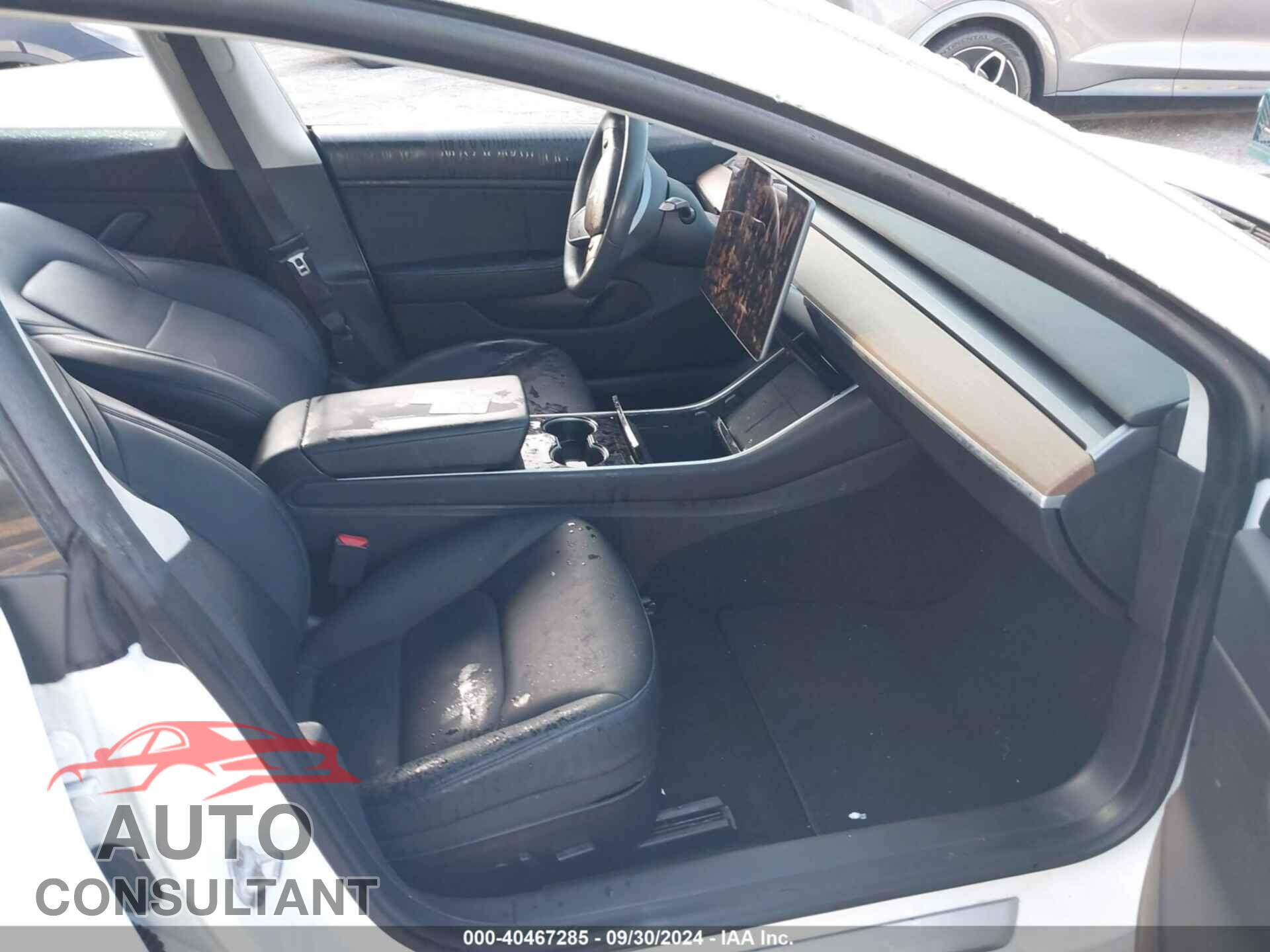 TESLA MODEL 3 2020 - 5YJ3E1EC5LF587115
