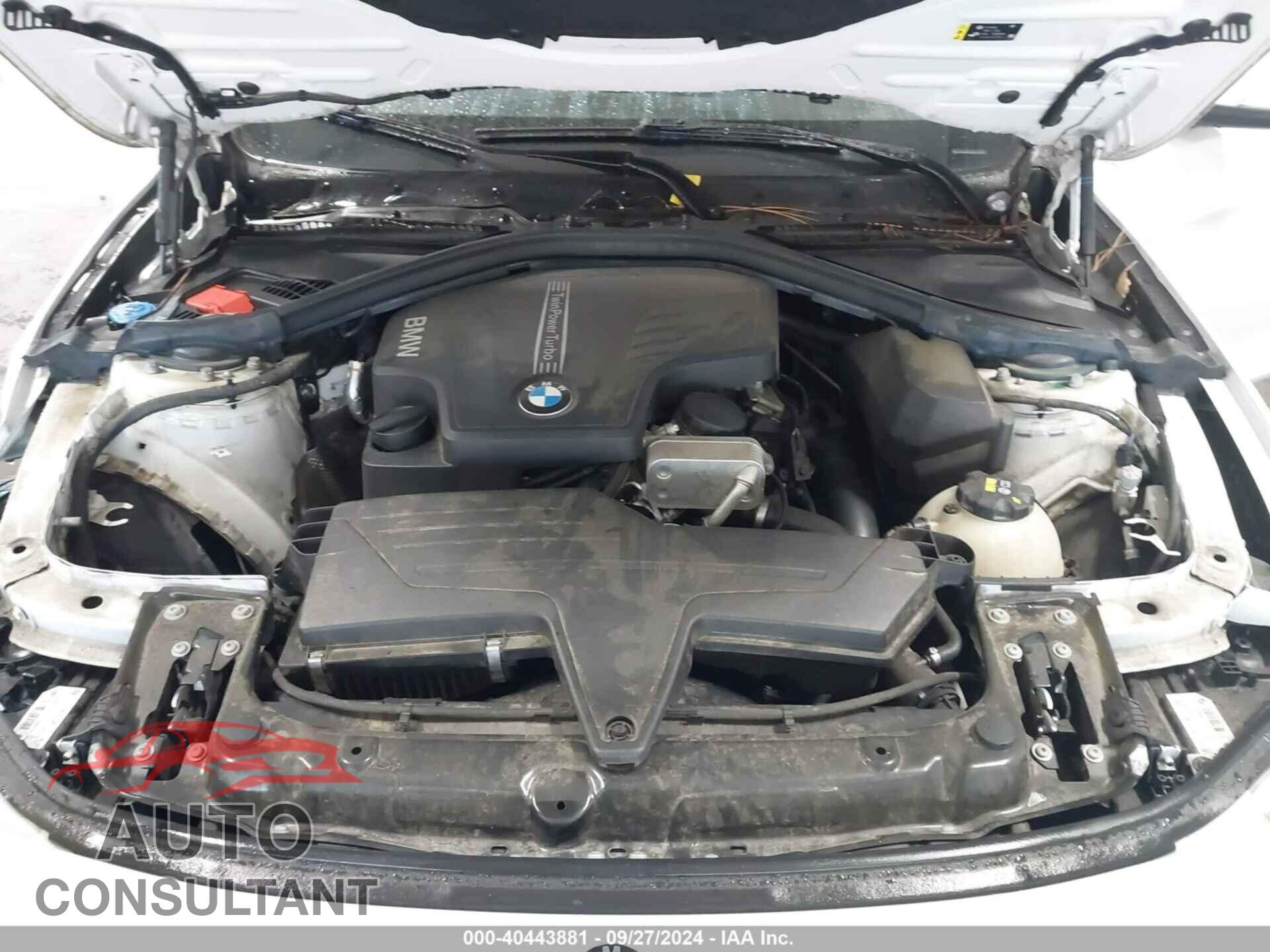 BMW 320 2018 - WBA8A3C57JA492155