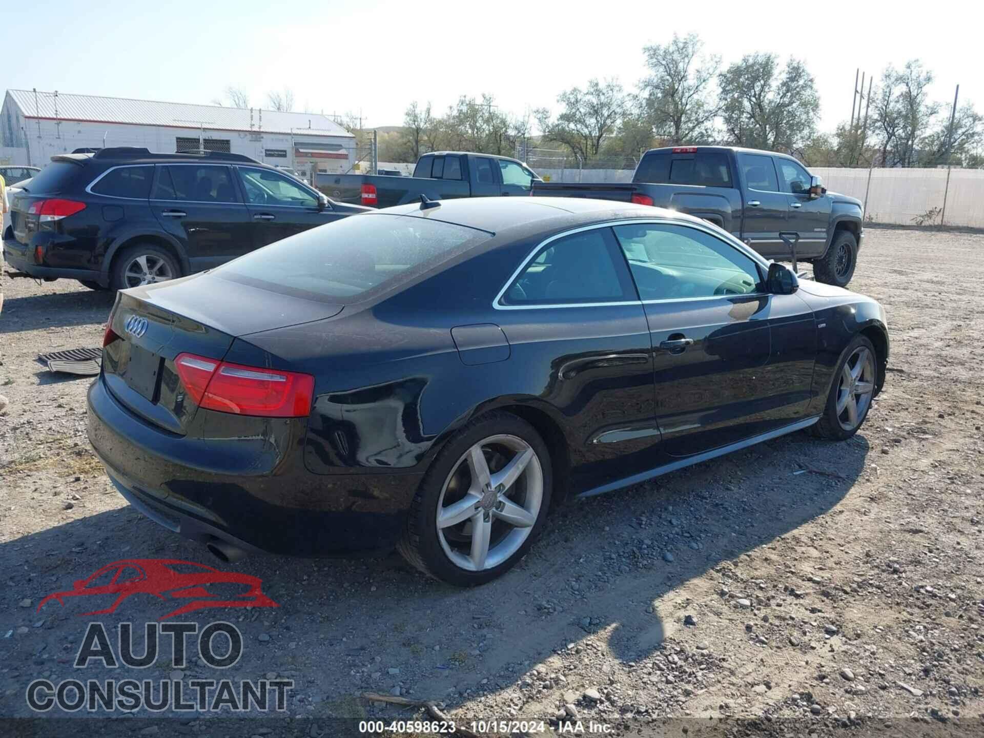 AUDI A5 2009 - WAUDK78T99A011148