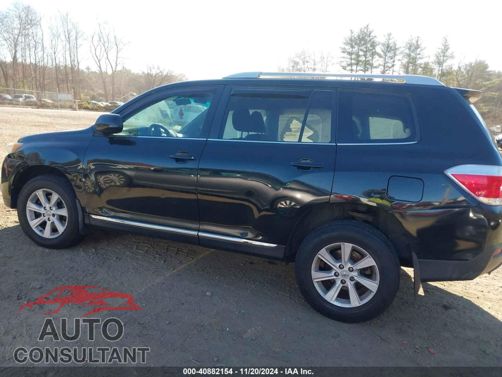 TOYOTA HIGHLANDER 2012 - 5TDBK3EH2CS151152