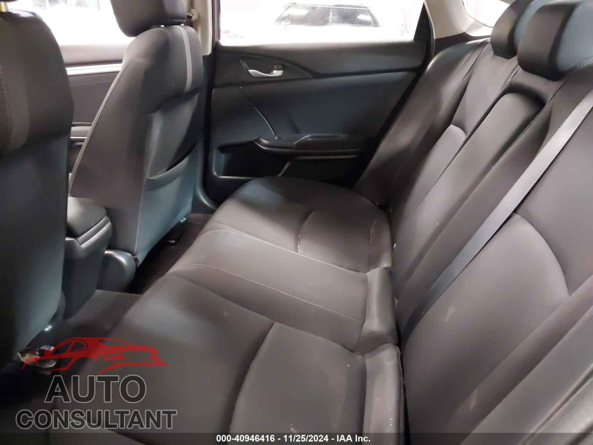 HONDA CIVIC 2017 - 2HGFC2F72HH558099