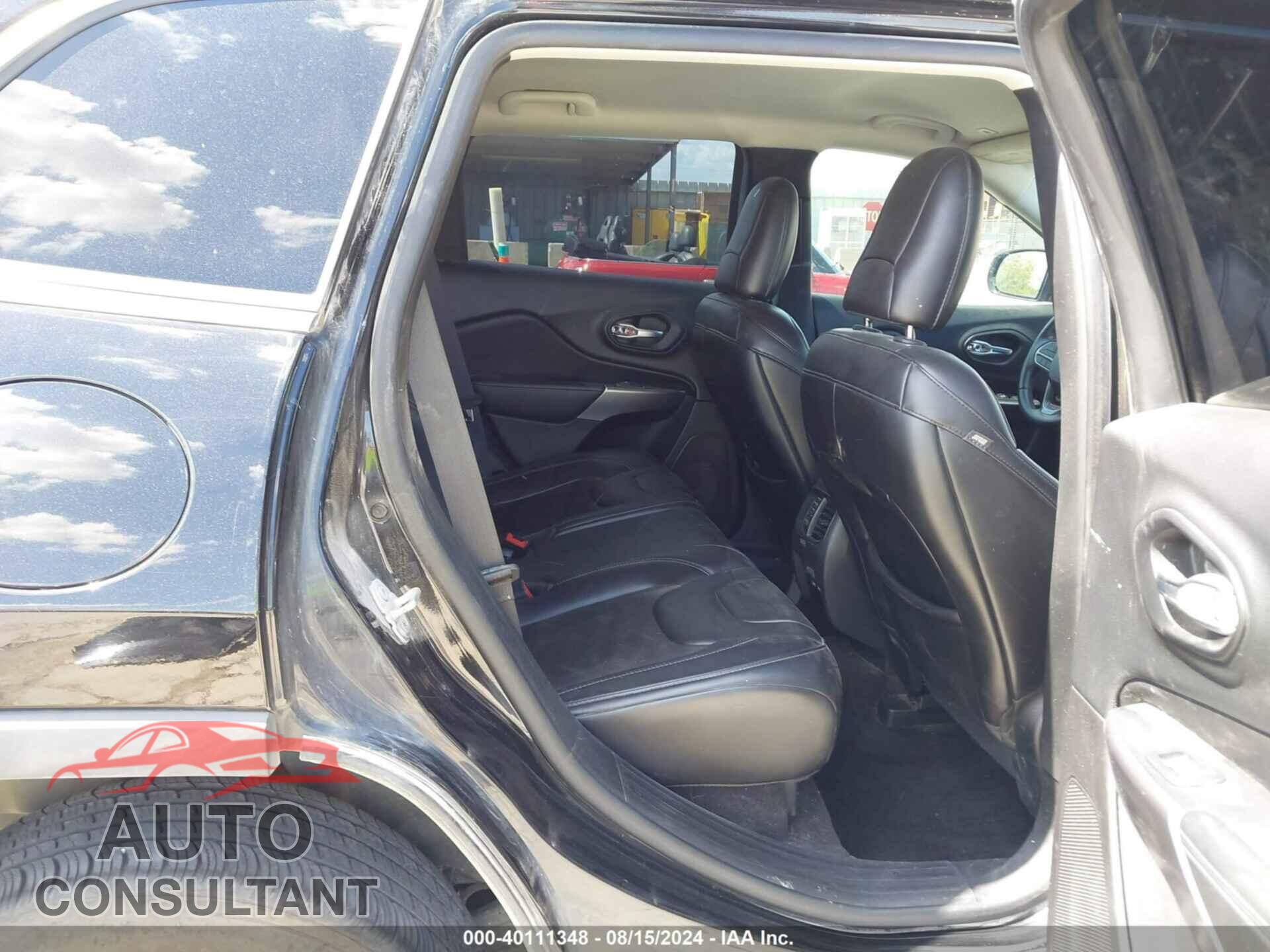 JEEP CHEROKEE 2019 - 1C4PJLLB5KD176502