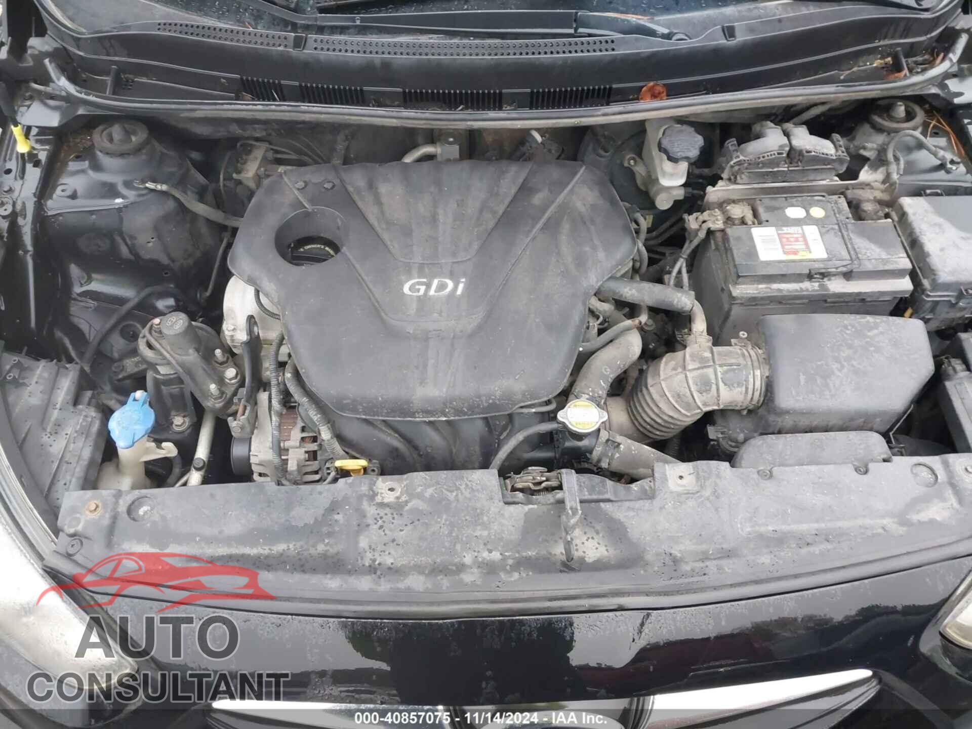 HYUNDAI ACCENT 2012 - KMHCU4AE3CU040245