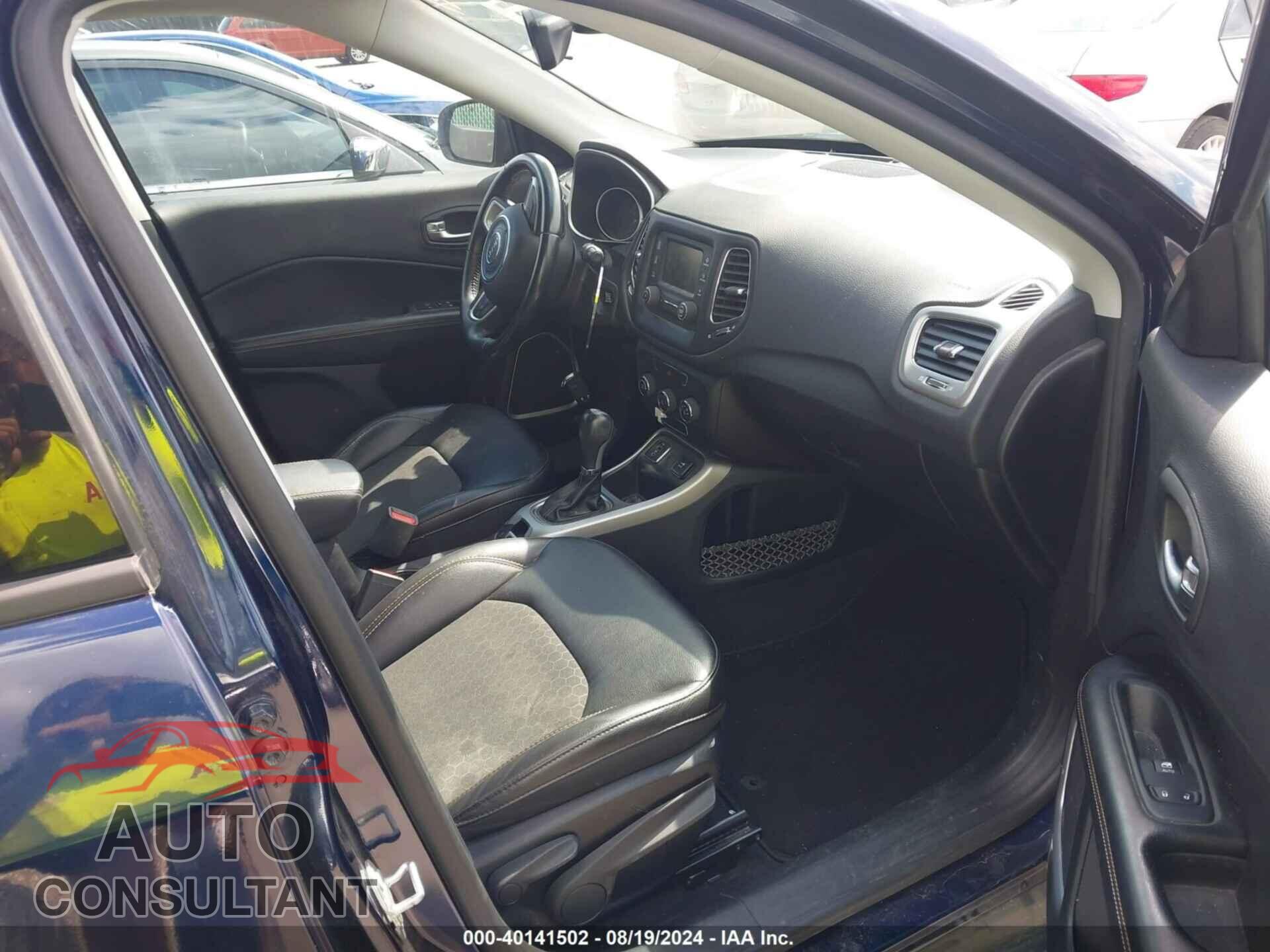 JEEP COMPASS 2018 - 3C4NJCBB9JT359032