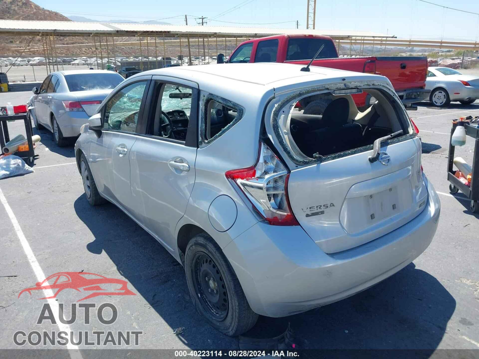 NISSAN VERSA NOTE 2015 - 3N1CE2CP2FL429402