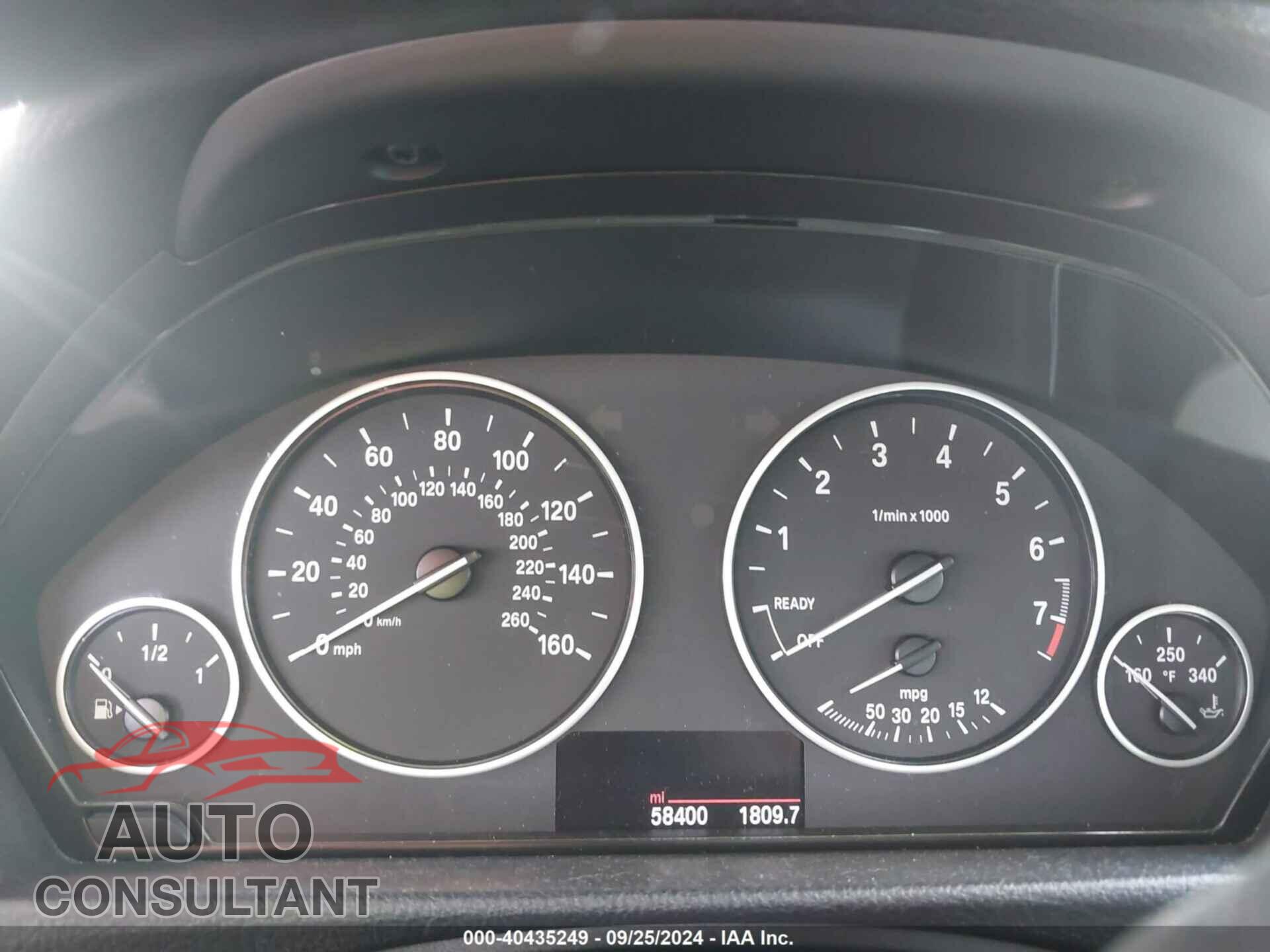 BMW 320 2017 - WBA8E1G31HNU15964