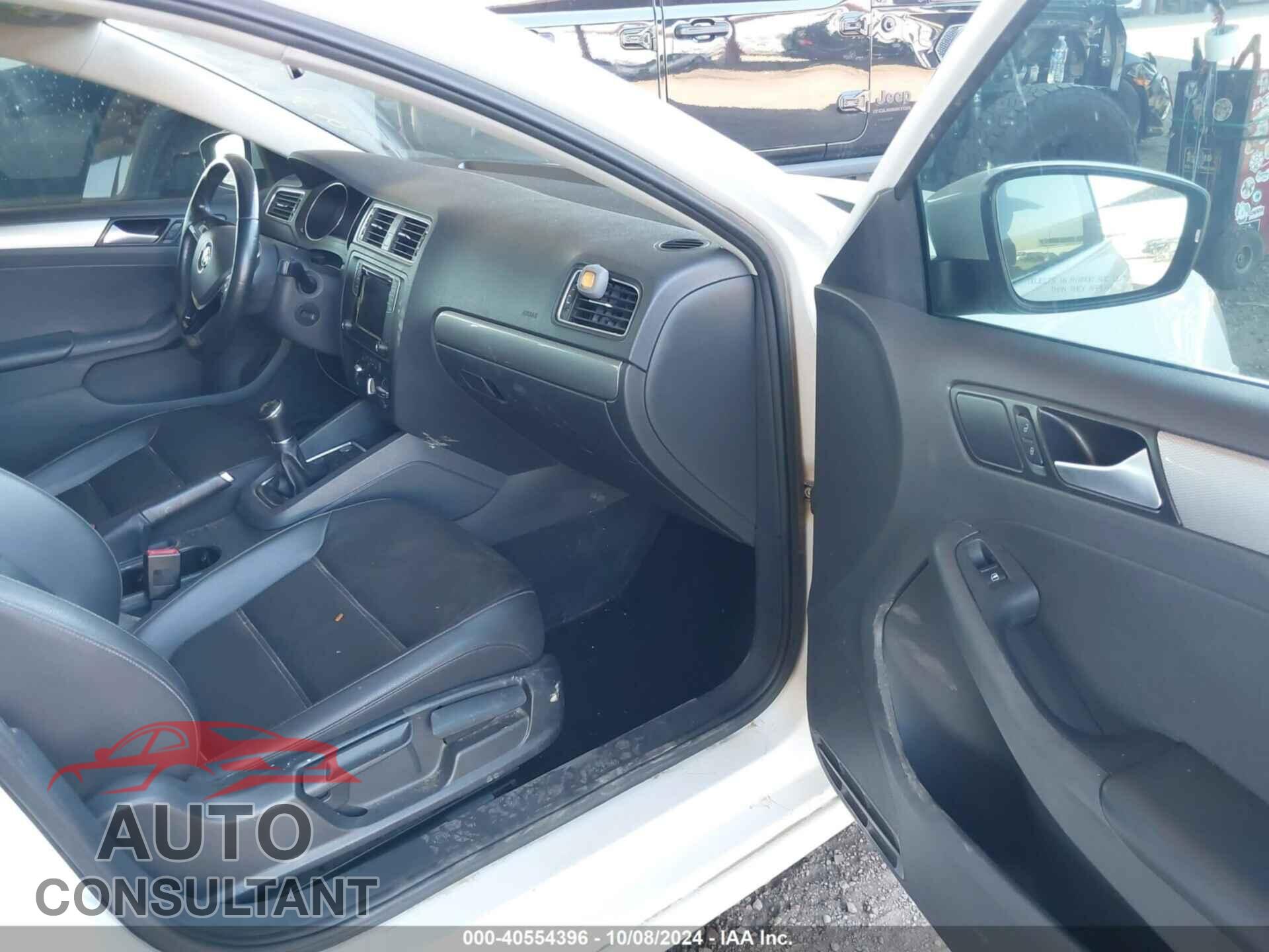 VOLKSWAGEN JETTA 2017 - 3VWB67AJ0HM312865