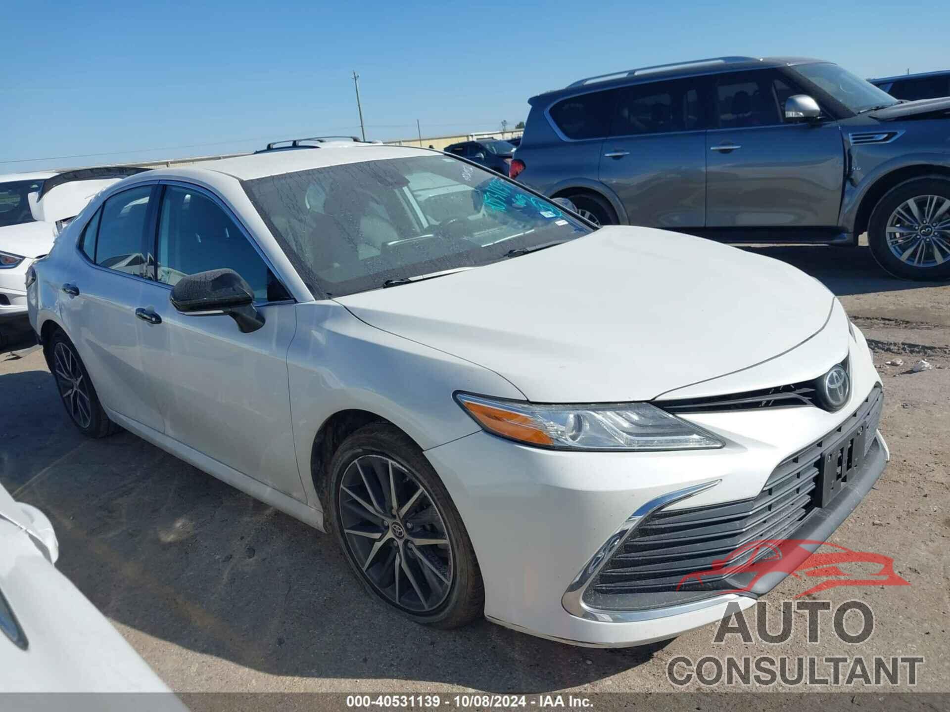 TOYOTA CAMRY 2021 - 4T1F11AK8MU441334