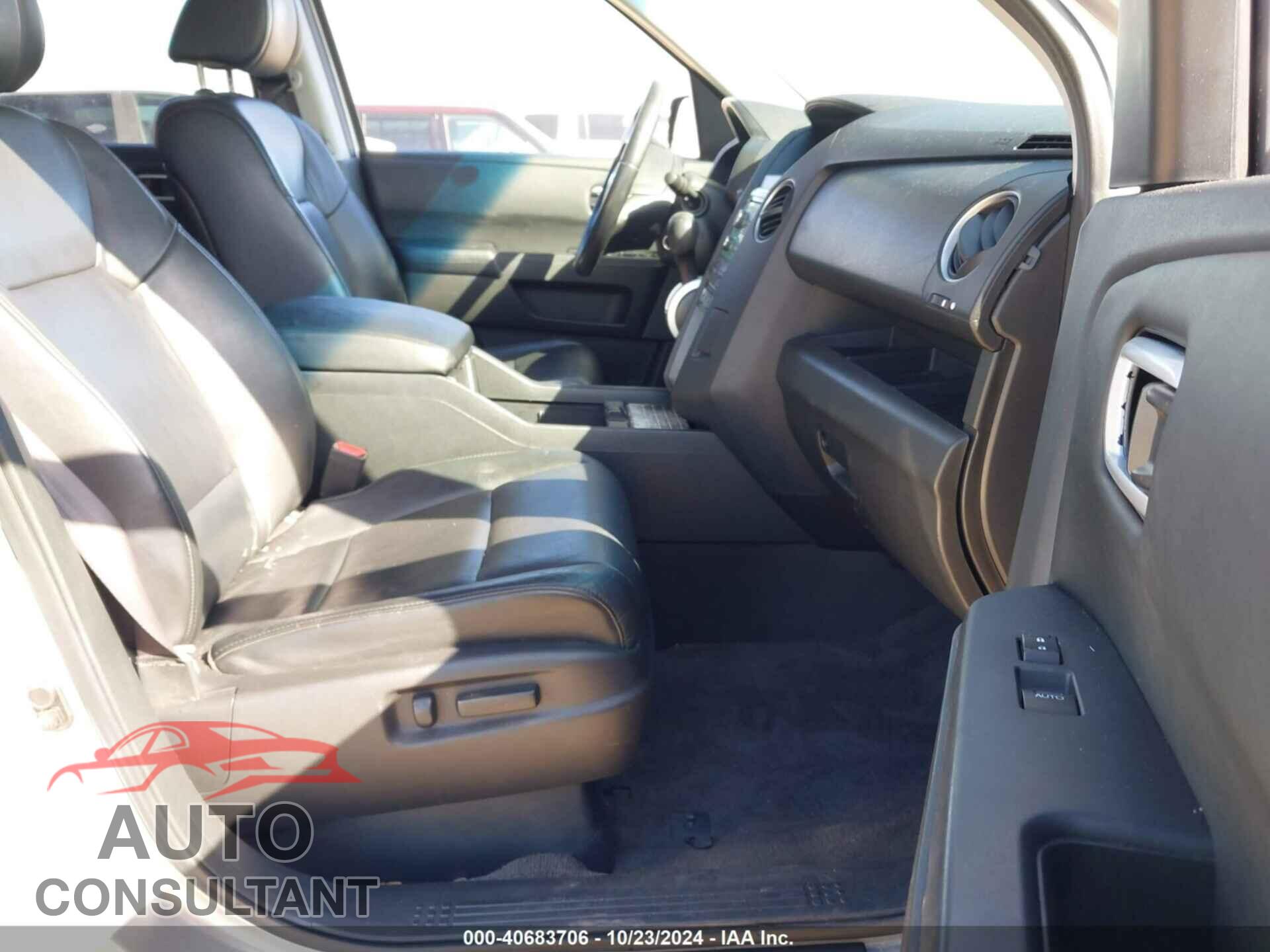 HONDA PILOT 2011 - 5FNYF3H59BB011313