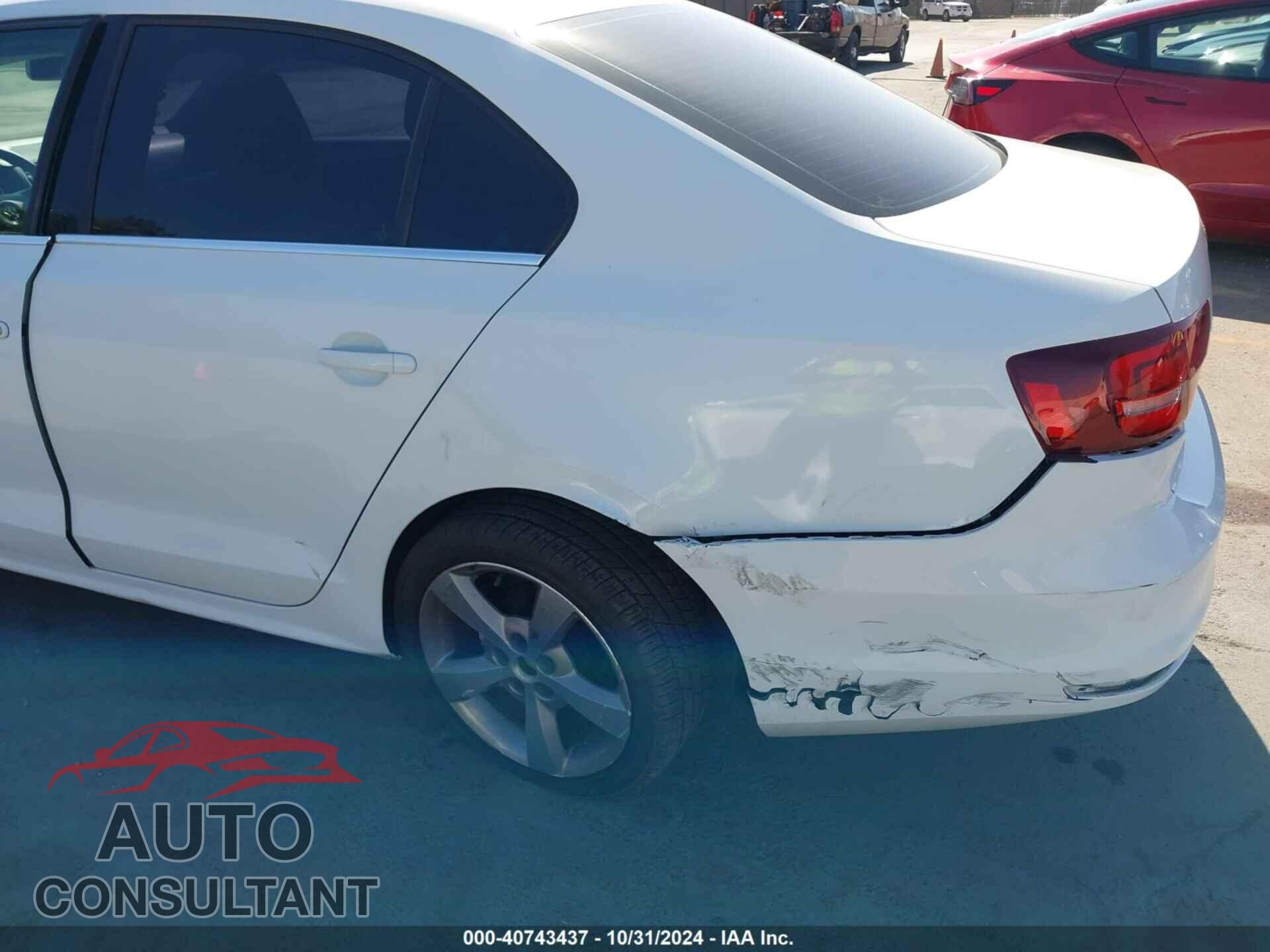 VOLKSWAGEN JETTA 2017 - 3VW2B7AJ0HM285145