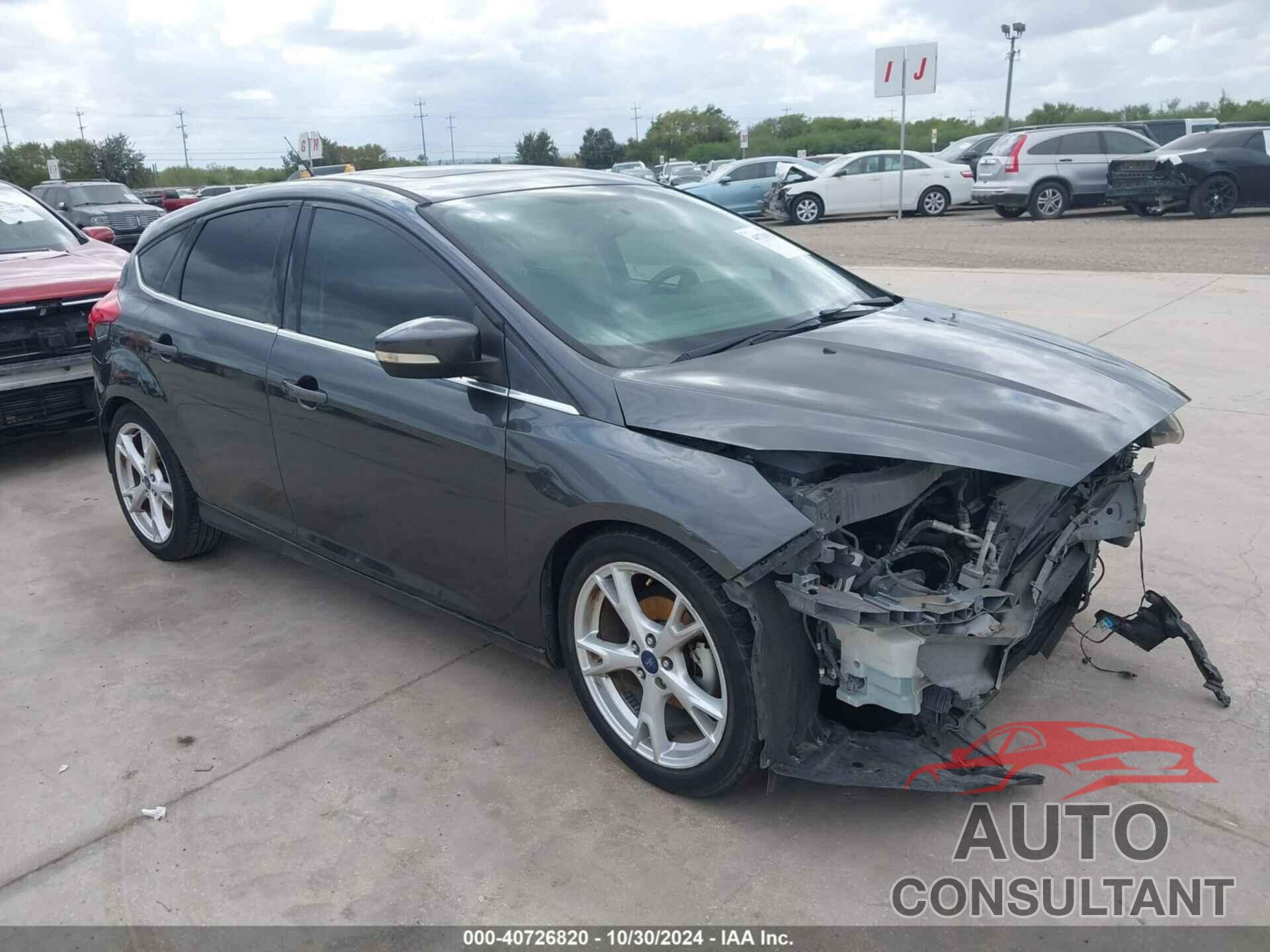 FORD FOCUS 2016 - 1FADP3N22GL388548