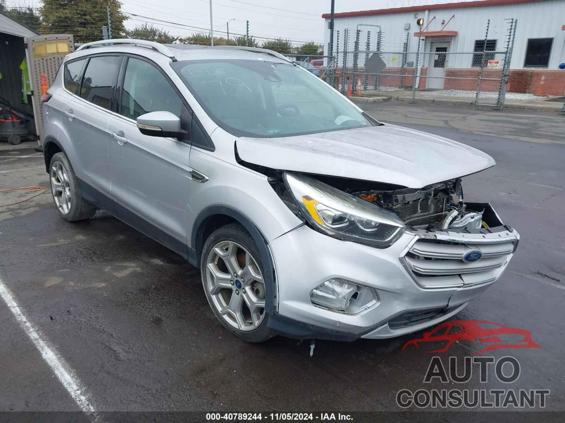 FORD ESCAPE 2018 - 1FMCU0J99JUA68978