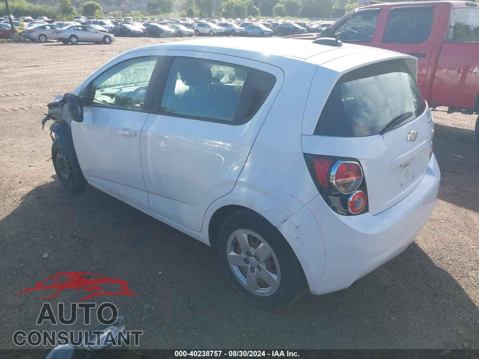 CHEVROLET SONIC 2016 - 1G1JA6SH9G4160882
