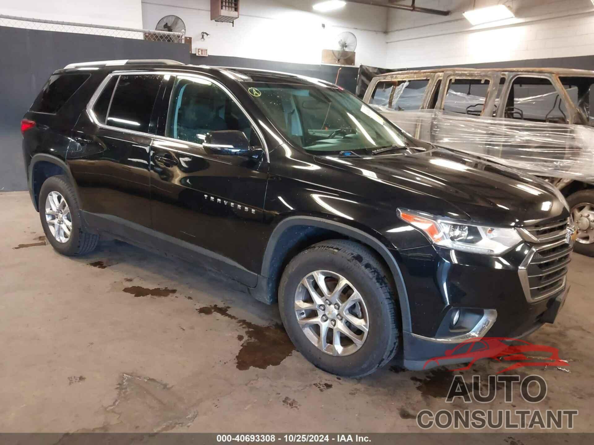 CHEVROLET TRAVERSE 2018 - 1GNERGKW5JJ257731
