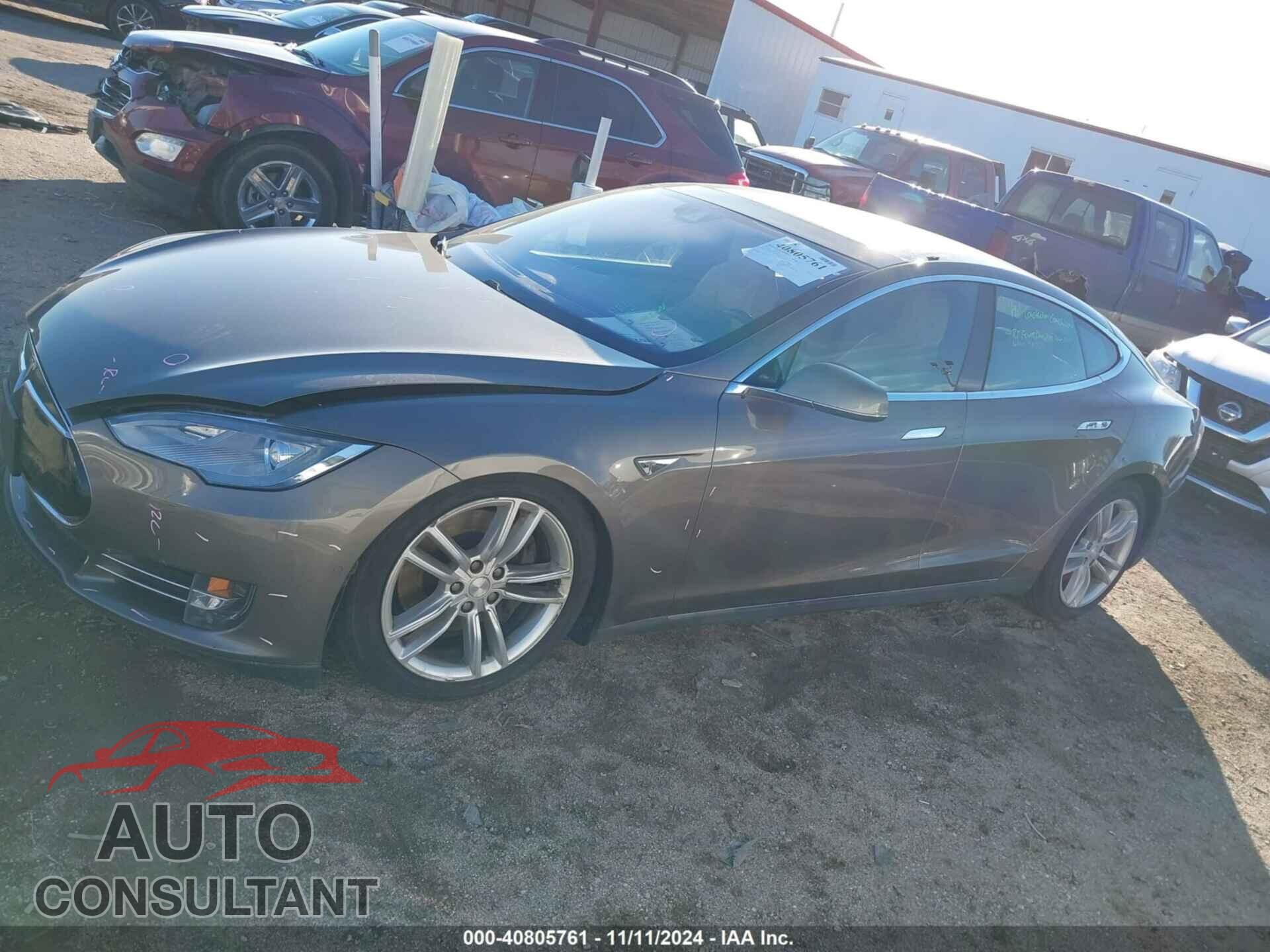 TESLA MODEL S 2015 - 5YJSA1E25FF115077